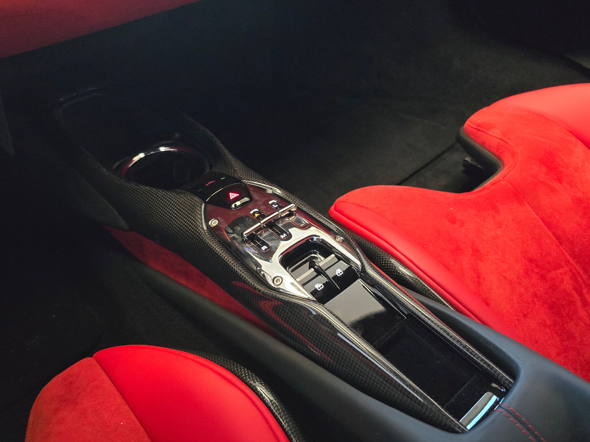 FERRARI 296 GTB-image-14
