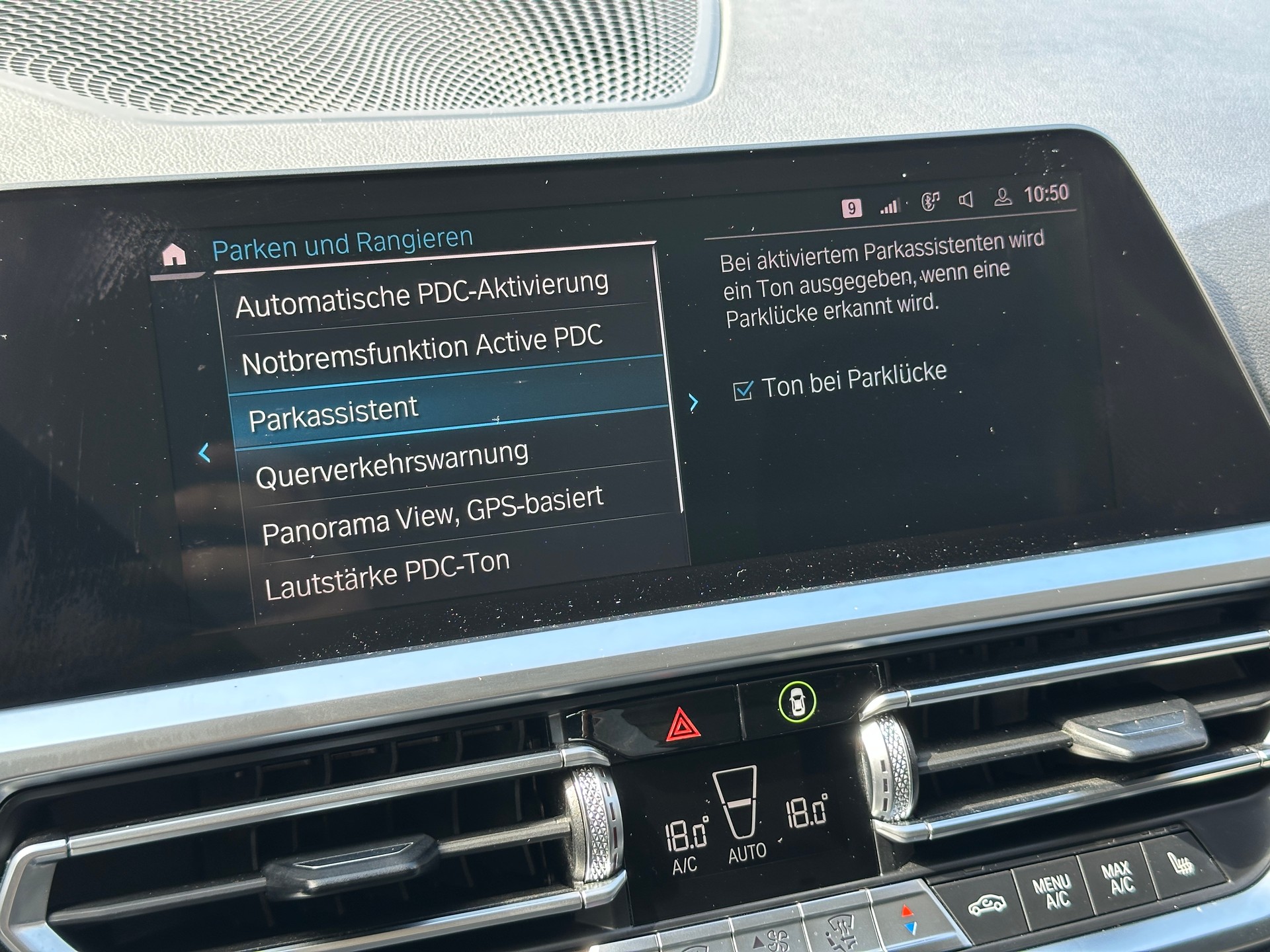 BMW 330e x DriveTouring Sport Line Steptronic *Assistenzpaket* *Laser* *Head-Up*-image-22