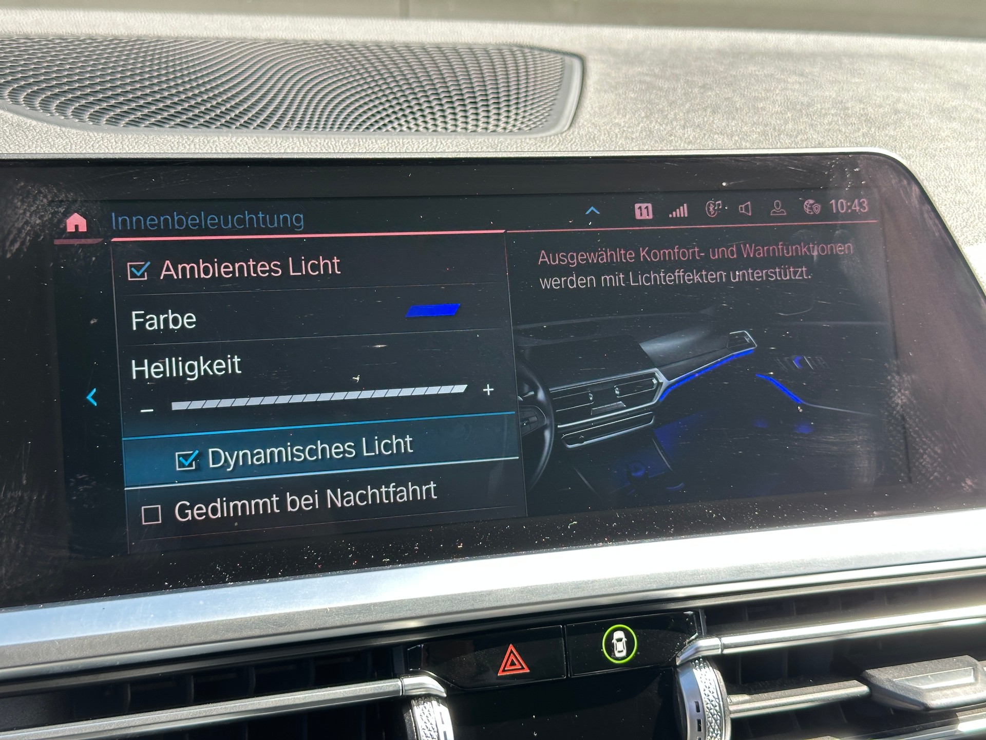 BMW 330e x DriveTouring Sport Line Steptronic *Assistenzpaket* *Laser* *Head-Up*-image-21