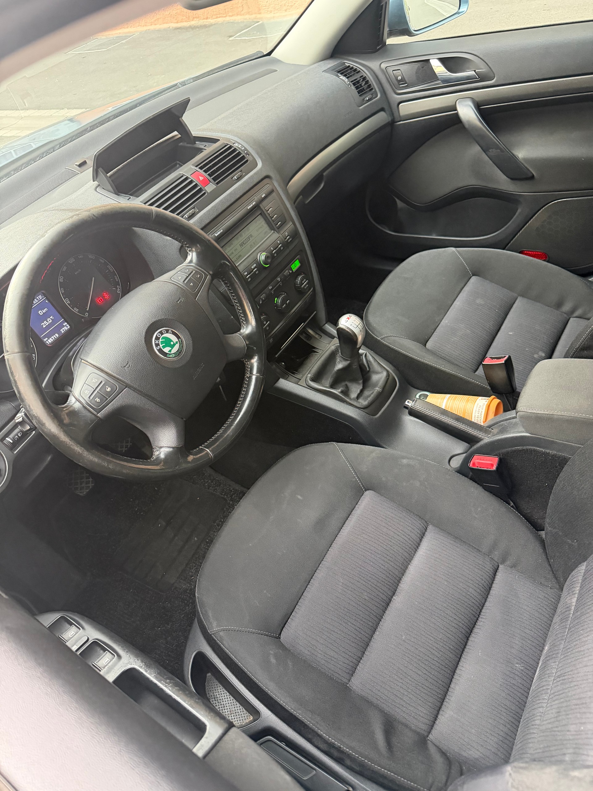 VW POLO-image-4