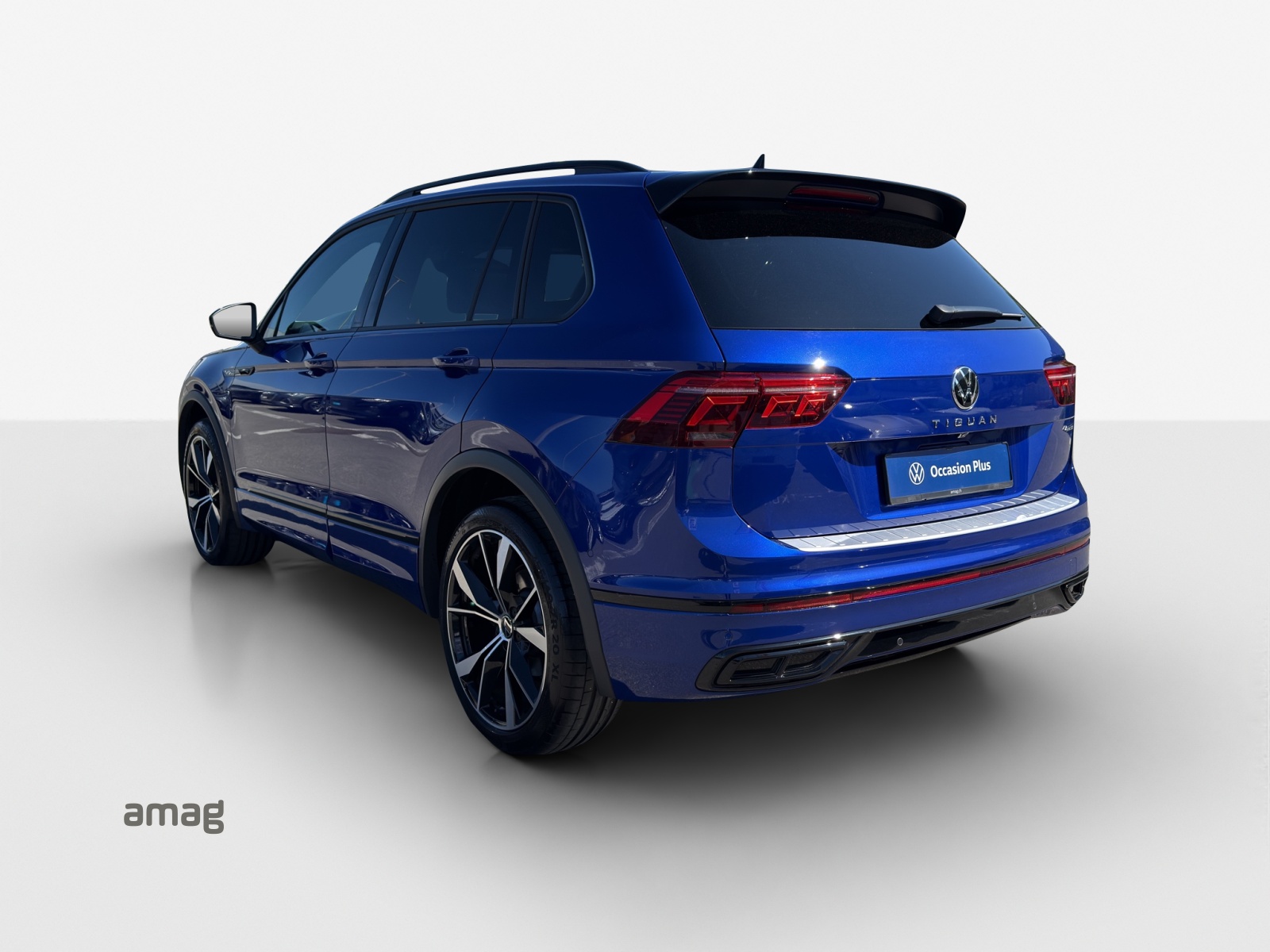 VW Tiguan 2.0TSI R-Line 4Motion DSG-image-2