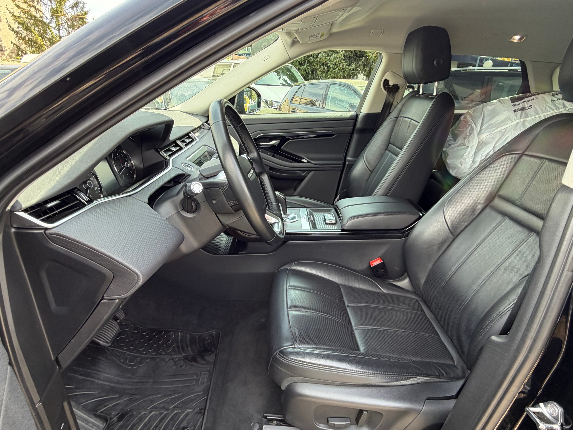 LAND ROVER Range Rover Evoque R-Dynamic P 200 S AT9-image-13