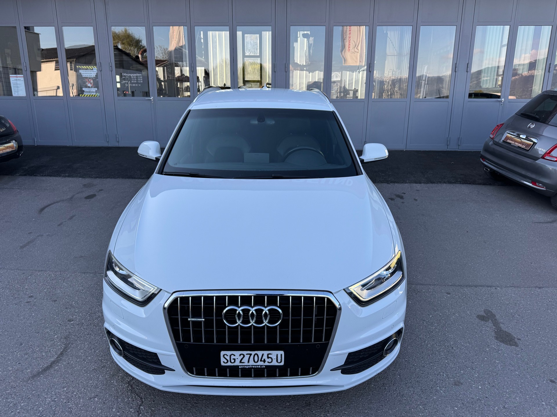 AUDI Q3 2.0 TDI quattro S-line S-tronic-image-12