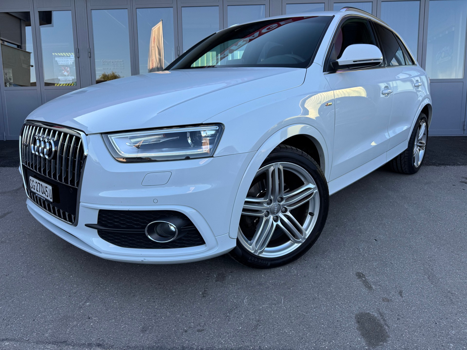 AUDI Q3 2.0 TDI quattro S-line S-tronic-image-0