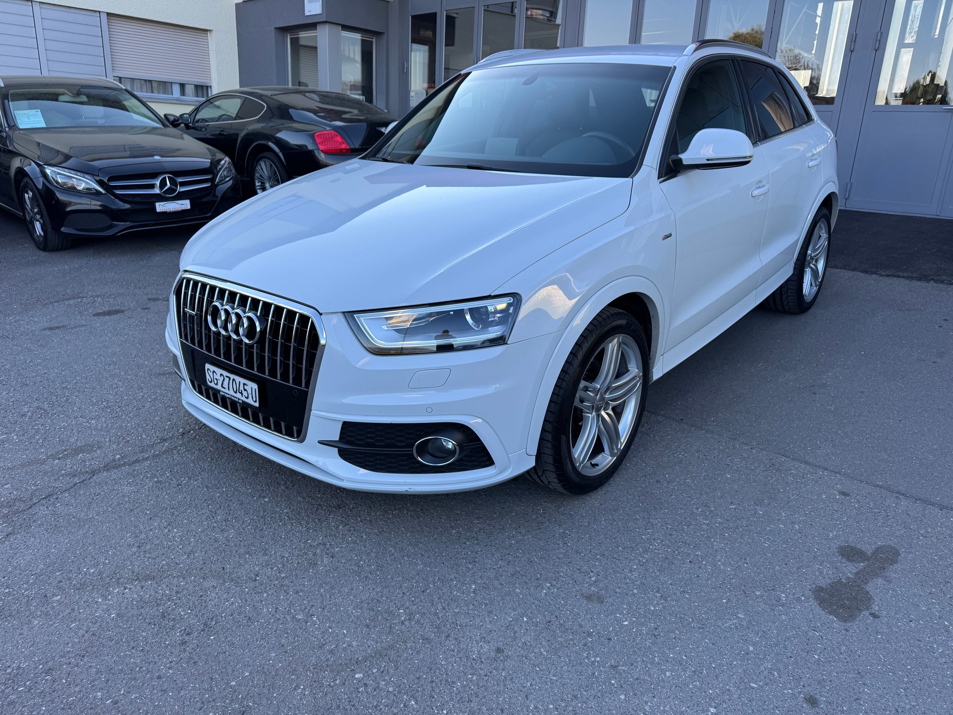 AUDI Q3 2.0 TDI quattro S-line S-tronic-image-6