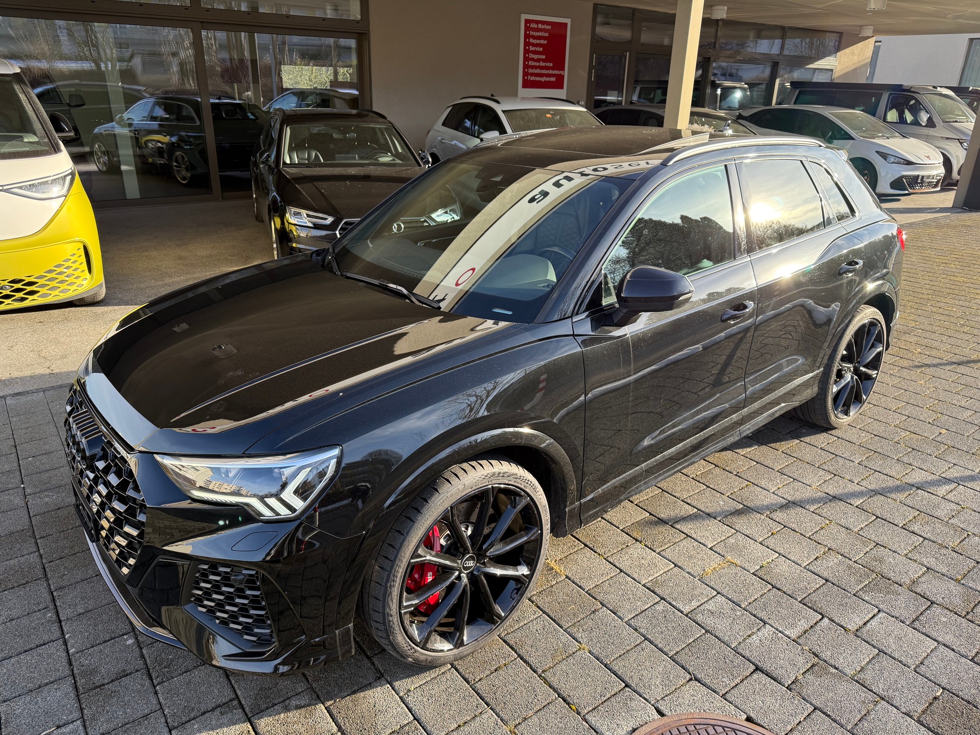AUDI RS Q3 2.5 TFSI quattro S tronic-image-13