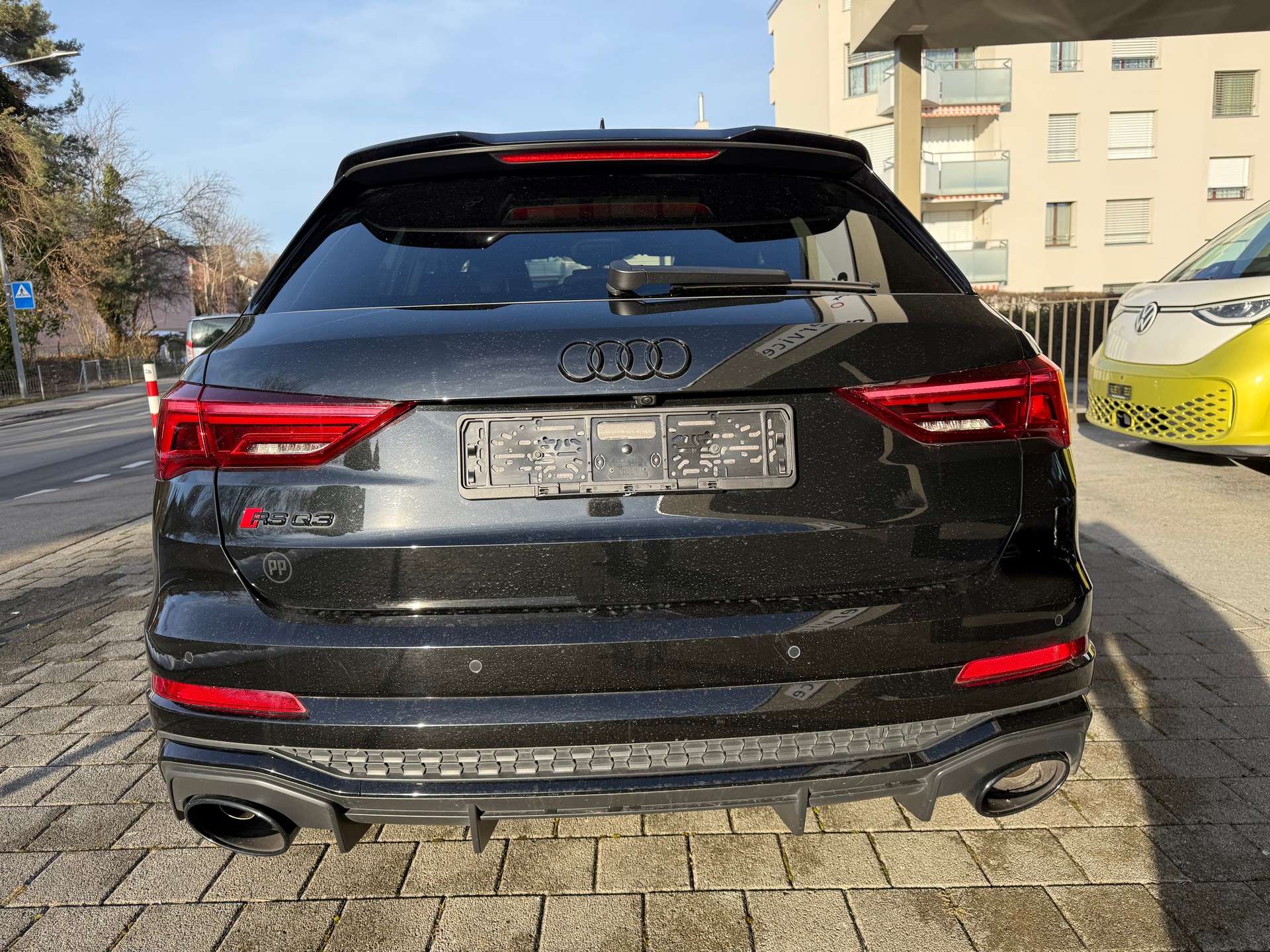 AUDI RS Q3 2.5 TFSI quattro S tronic-image-11