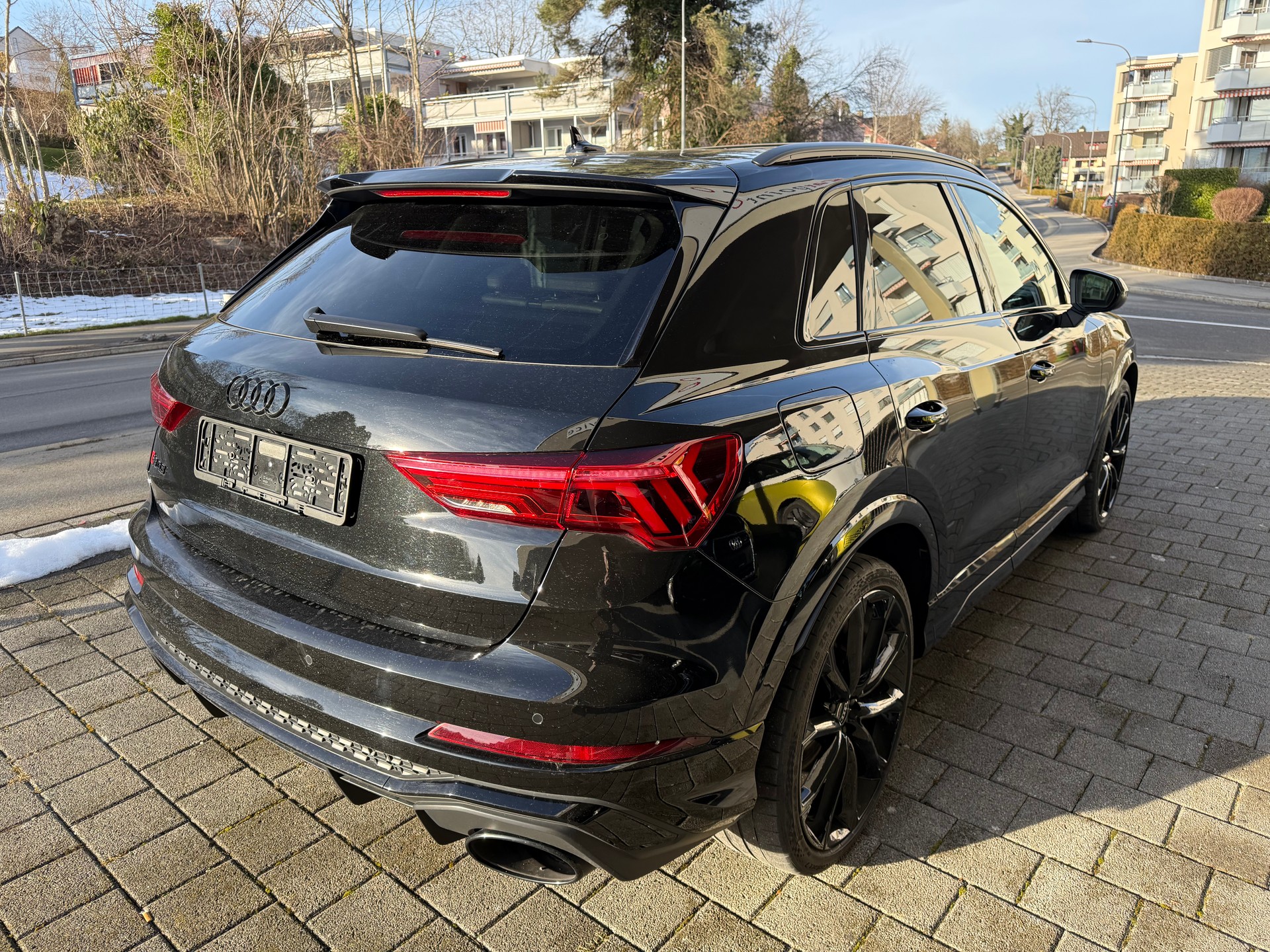 AUDI RS Q3 2.5 TFSI quattro S tronic-image-10