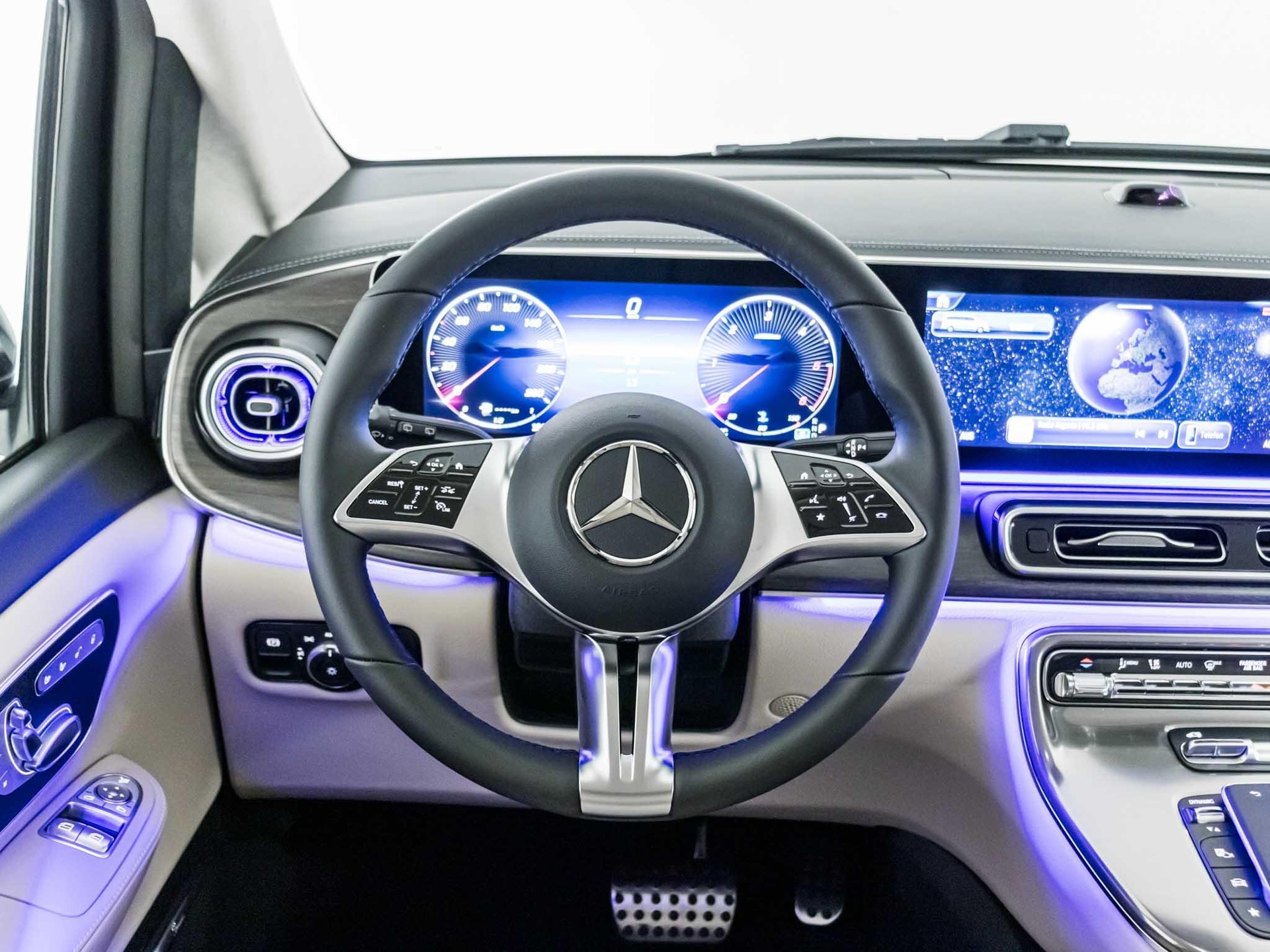MERCEDES-BENZ V 300 d 4MATIC EXCLUSIVE L-image-11