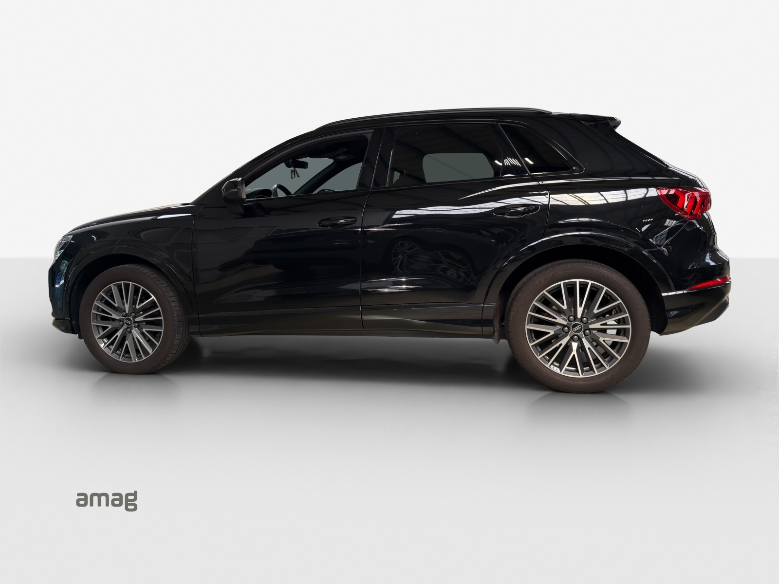 AUDI Q3 35 TFSI advanced Attraction S-tronic-image-1