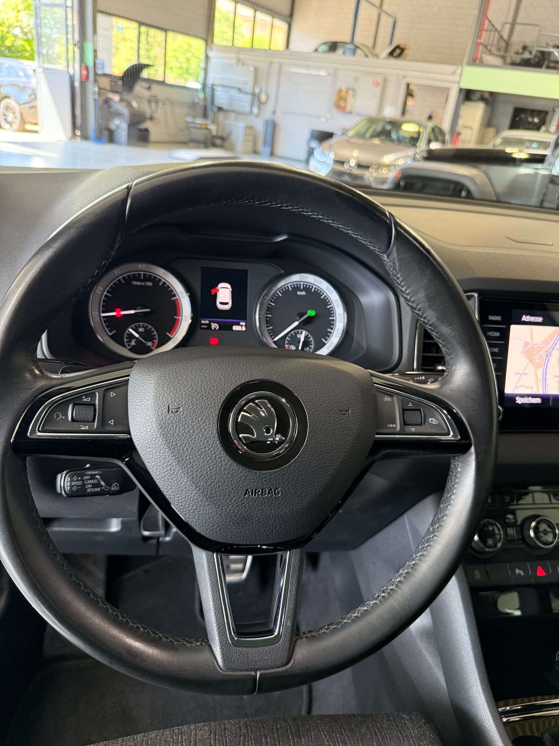 SKODA Karoq 1.5 TSI ACT Style DSG-image-10