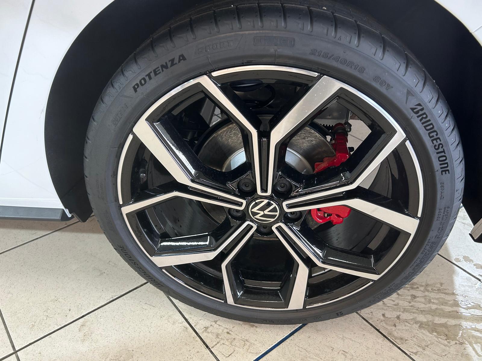 VW Polo 2.0 TSI GTI DSG-image-4