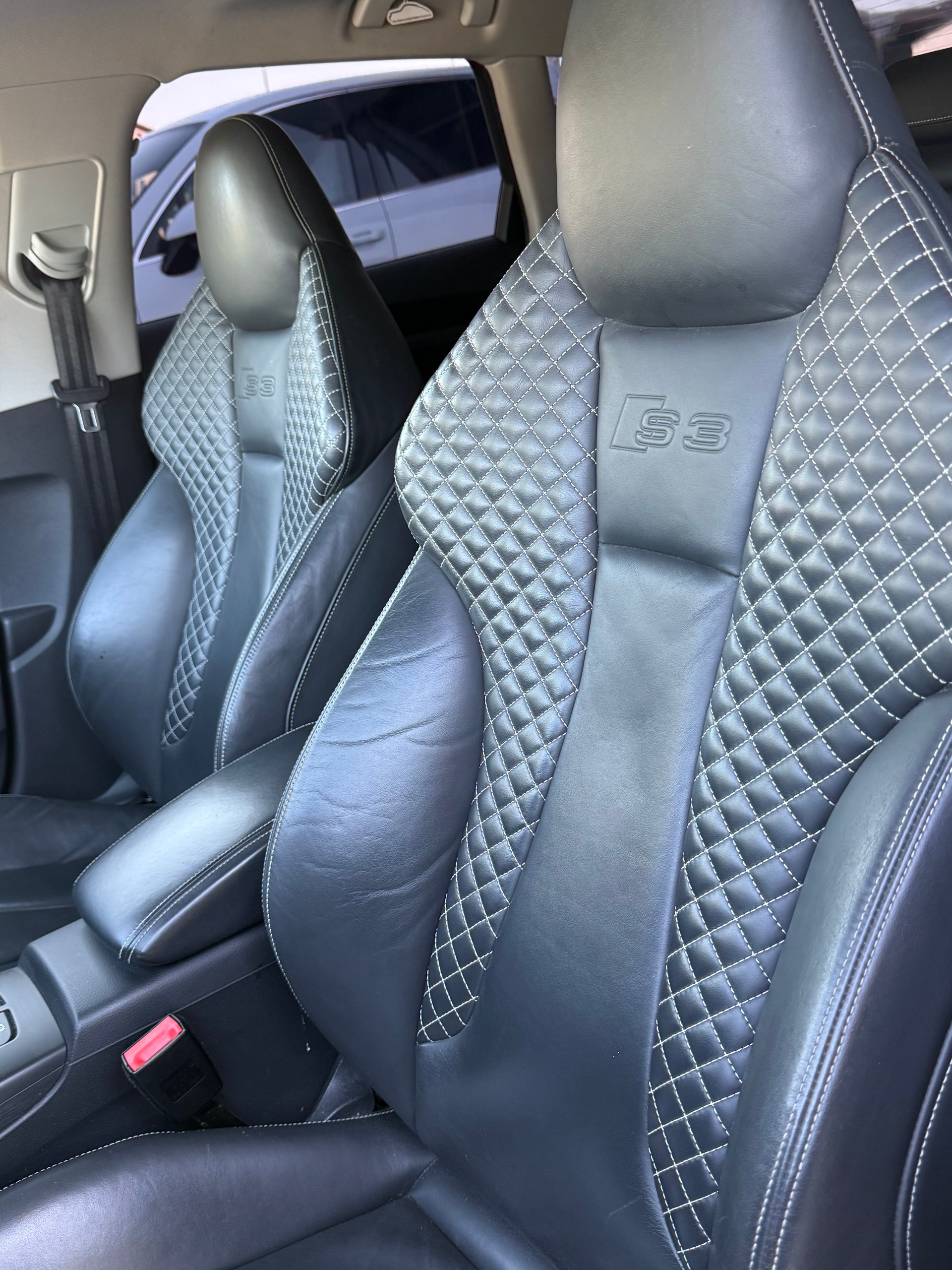 AUDI S3 Sportback 2.0 TFSI quattro S-tronic-image-12