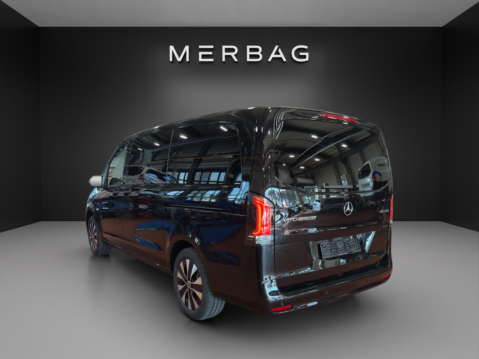 MERCEDES-BENZ Vito 116 CDI Lang Tourer 9G-Tronic 4M Select-image-4