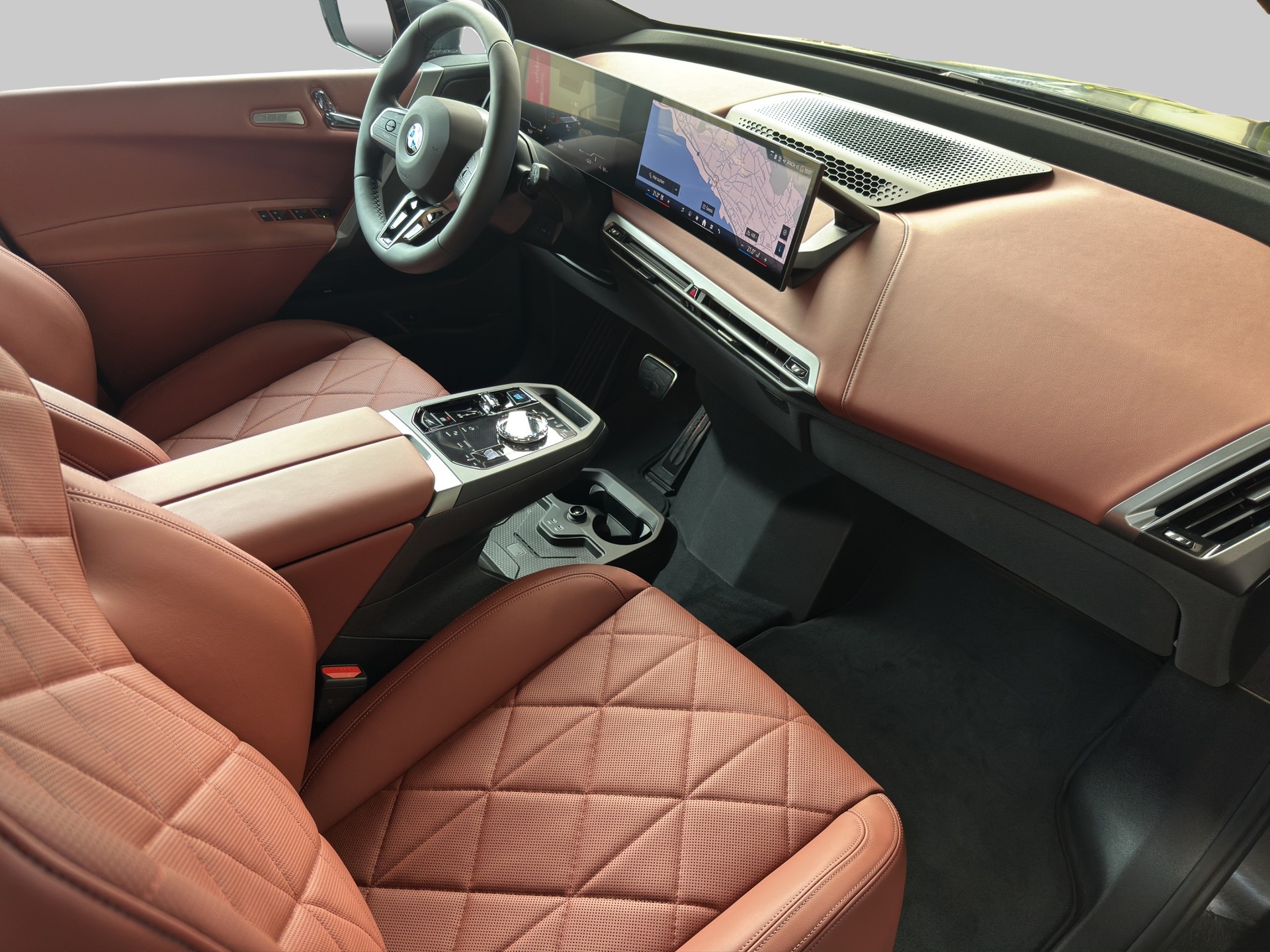 BMW iX xDrive60 M Sport Pro-image-18
