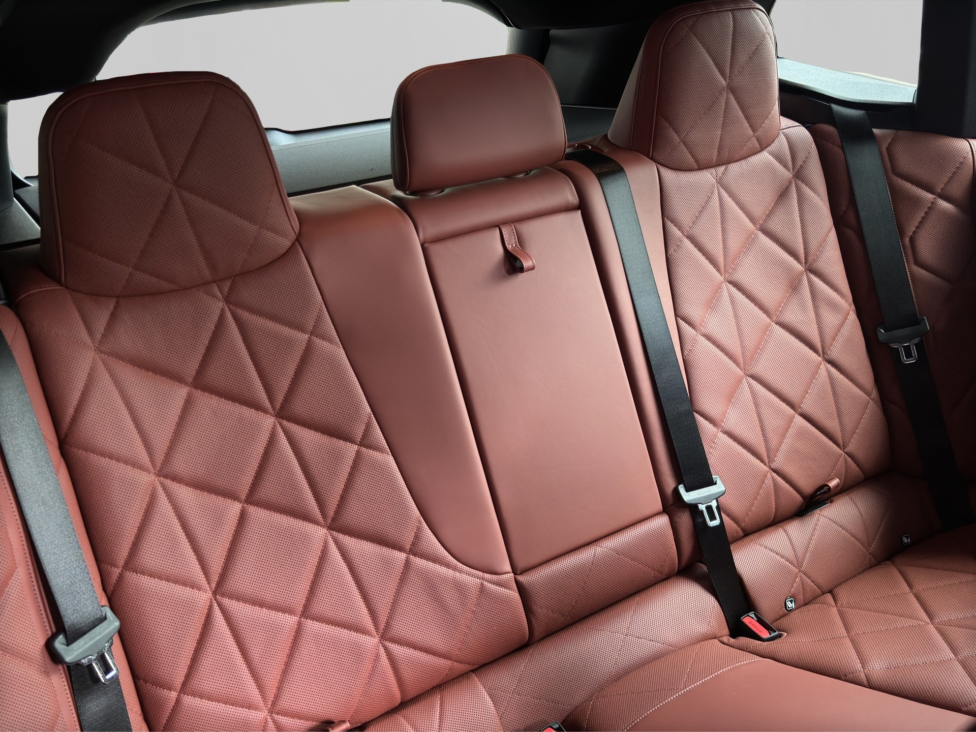 BMW iX xDrive60 M Sport Pro-image-14