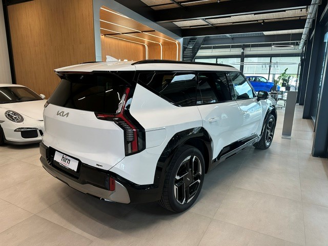 KIA EV9 99.8 kWh GT 4x4 Relaxation 6P-image-2