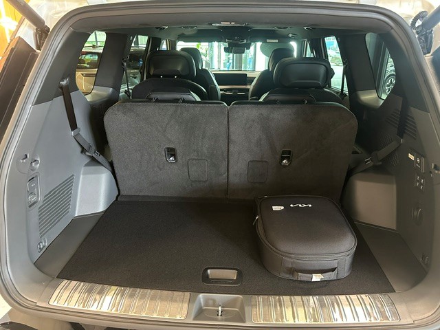 KIA EV9 99.8 kWh GT 4x4 Relaxation 6P-image-4