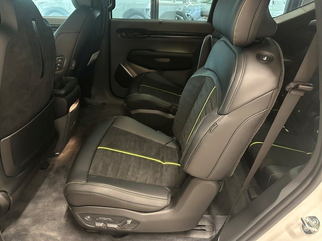 KIA EV9 99.8 kWh GT 4x4 Relaxation 6P-image-6