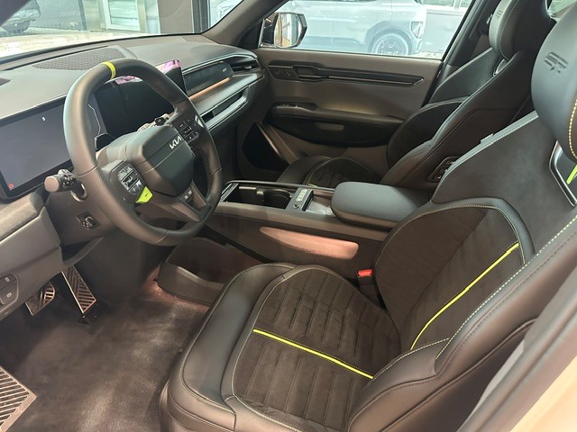 KIA EV9 99.8 kWh GT 4x4 Relaxation 6P-image-5