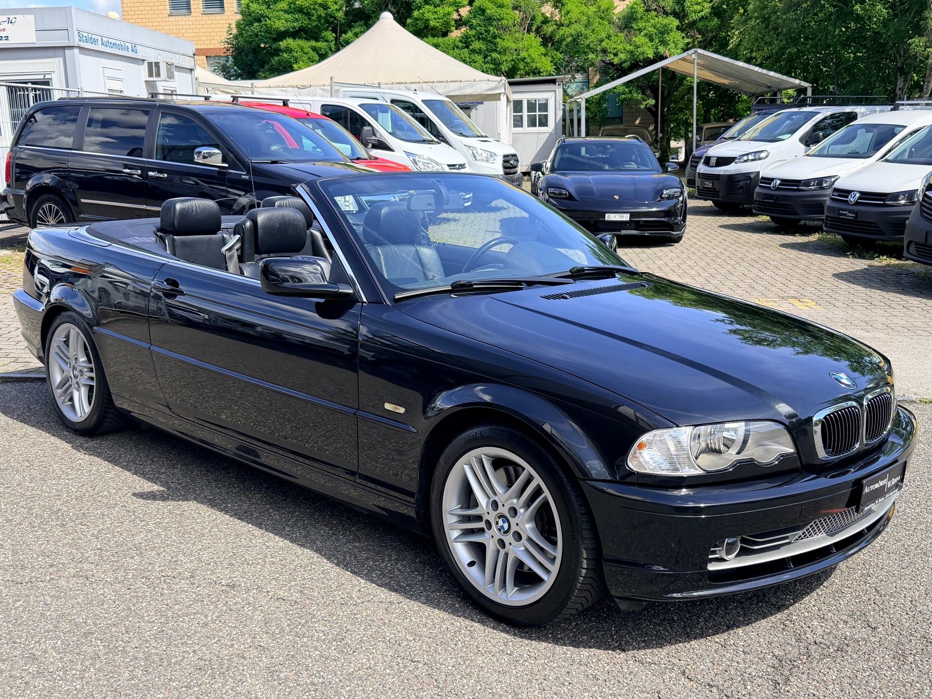 BMW 330Ci Cabriolet-image-0
