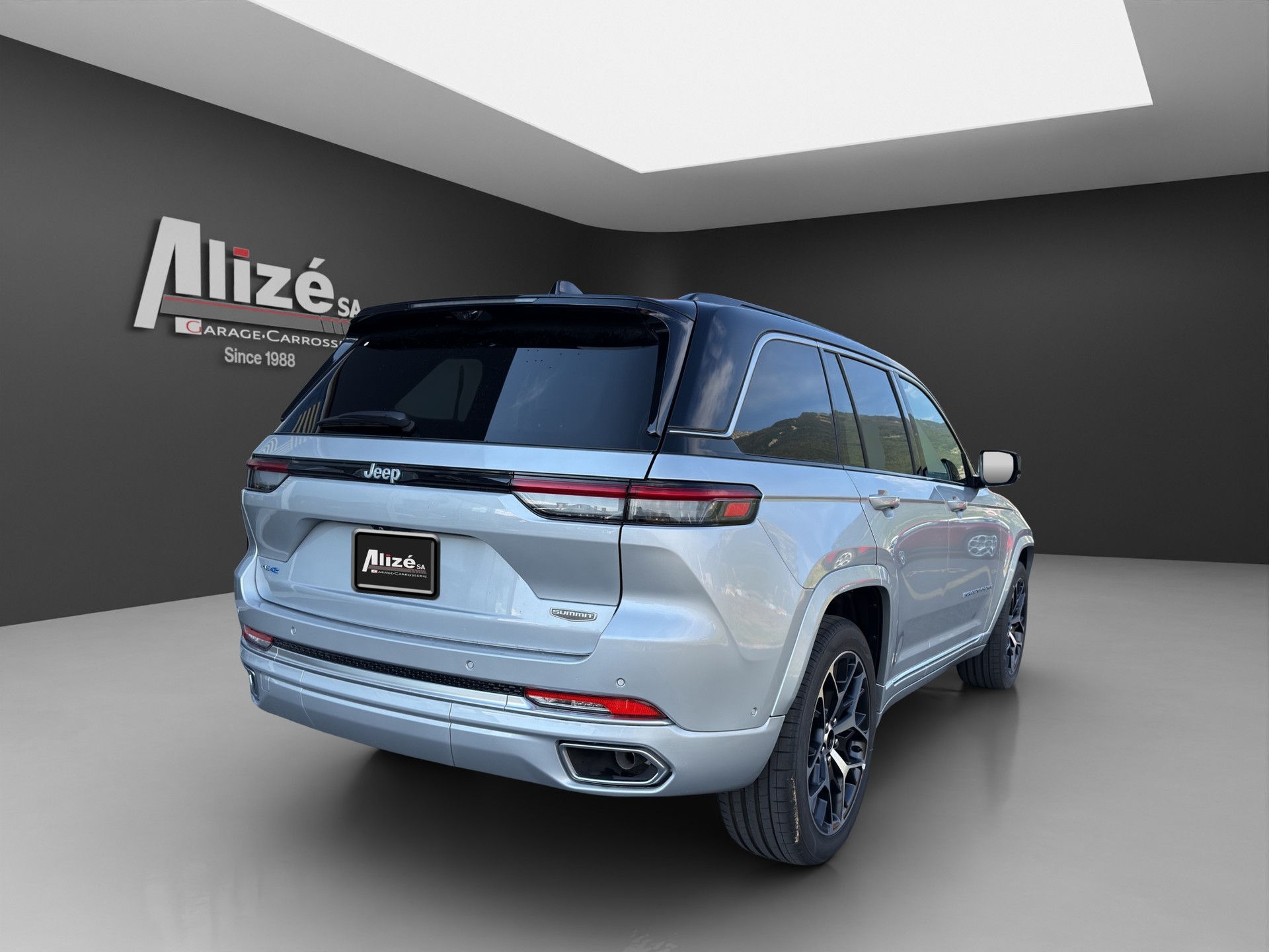 JEEP Grand Cherokee 2.0 Plug-in-Hybrid Summit Reserve 4xe-image-6