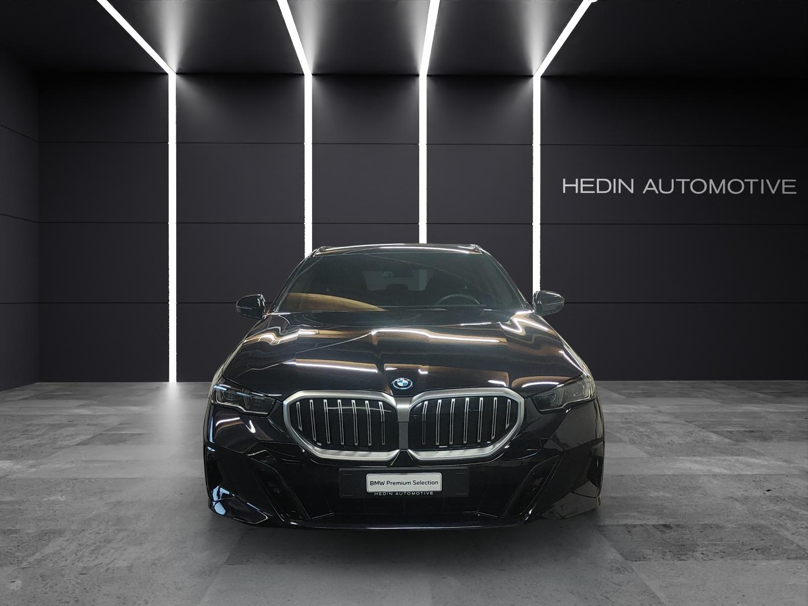 BMW 530e xDrive Touring-image-7