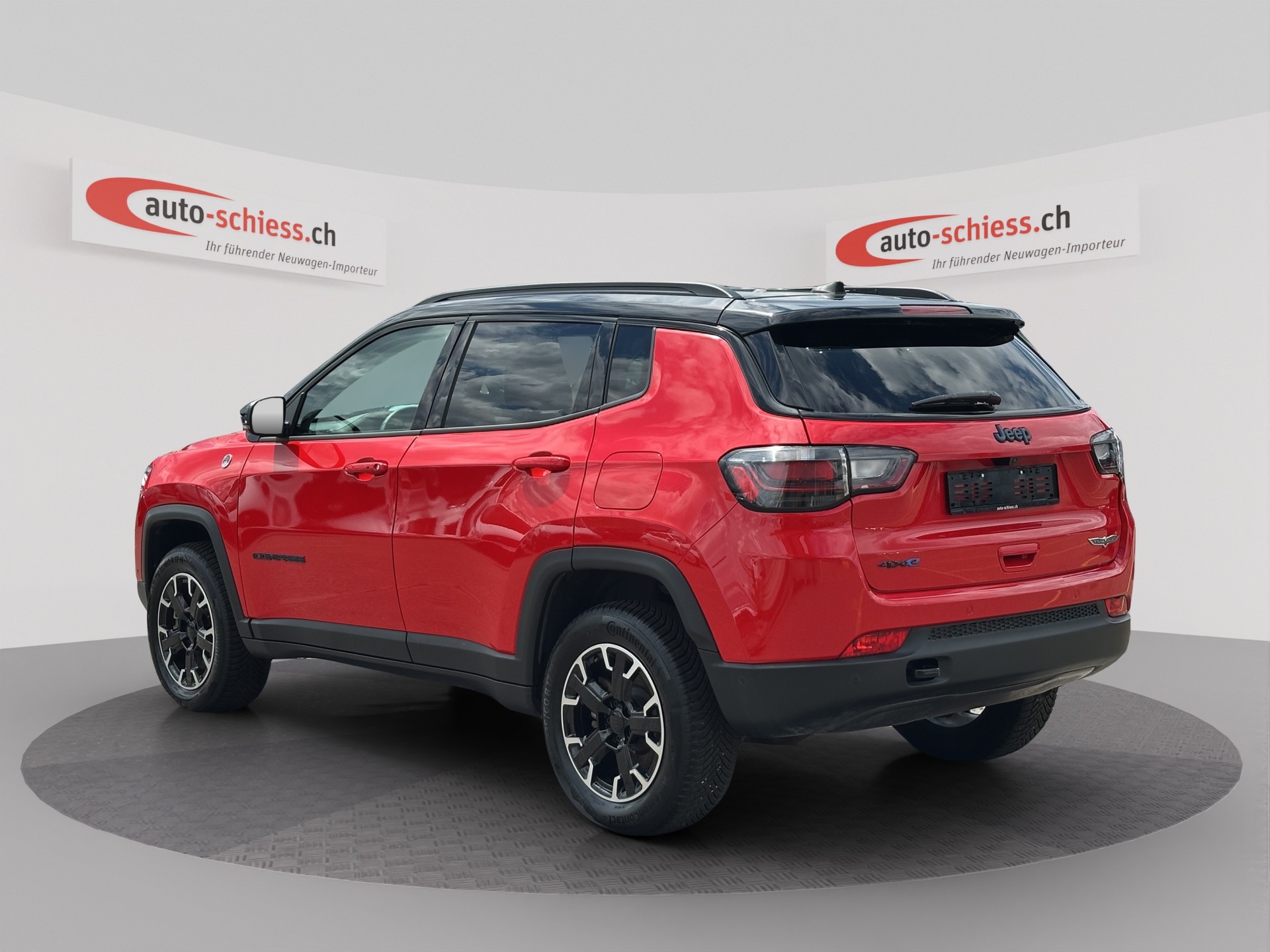 JEEP Compass 1.3 T PHEV Trailhawk AWD-image-2