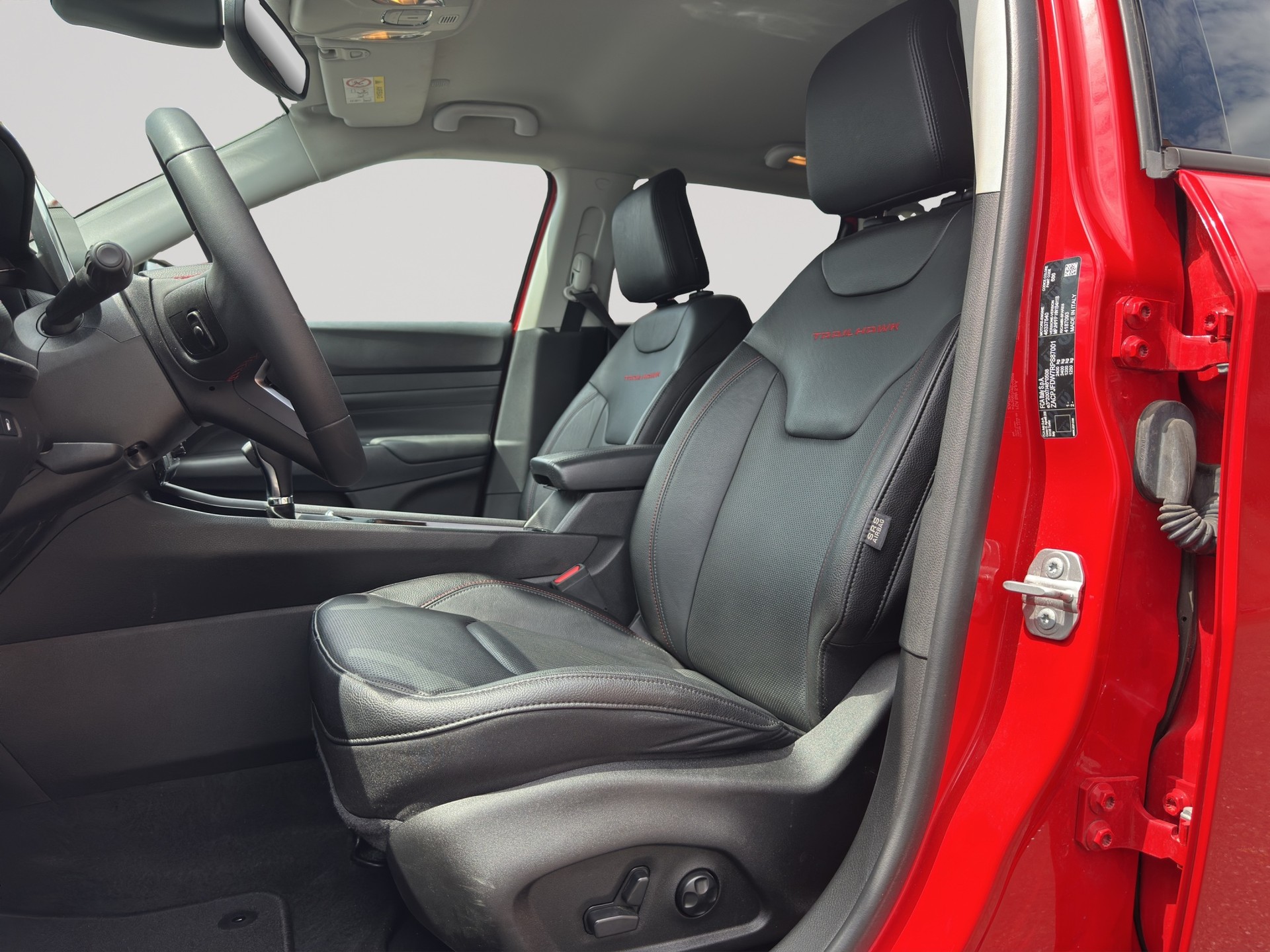 JEEP Compass 1.3 T PHEV Trailhawk AWD-image-5