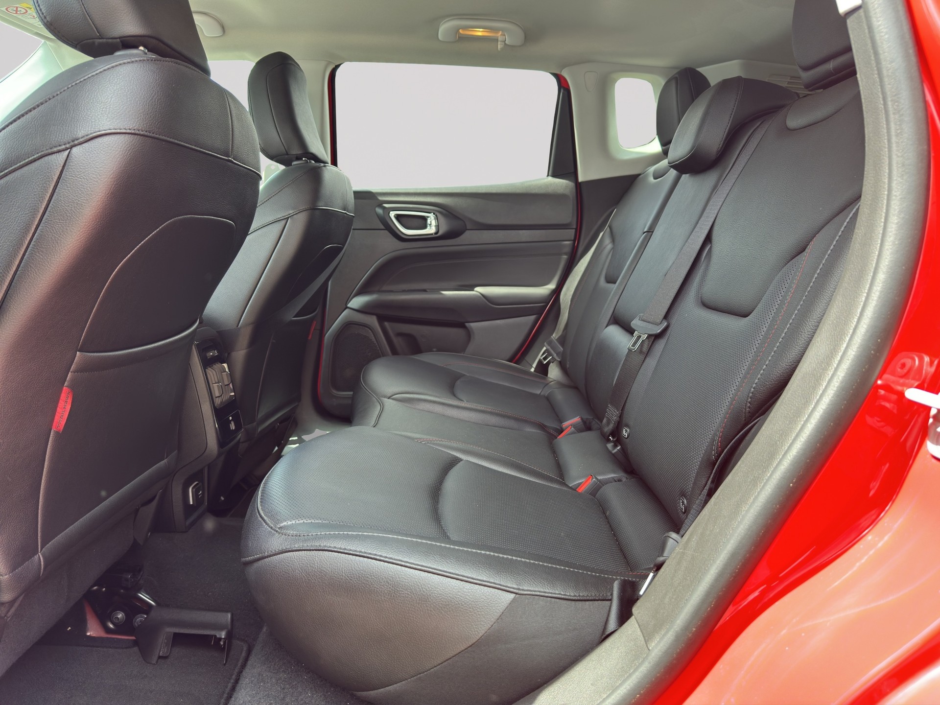 JEEP Compass 1.3 T PHEV Trailhawk AWD-image-7