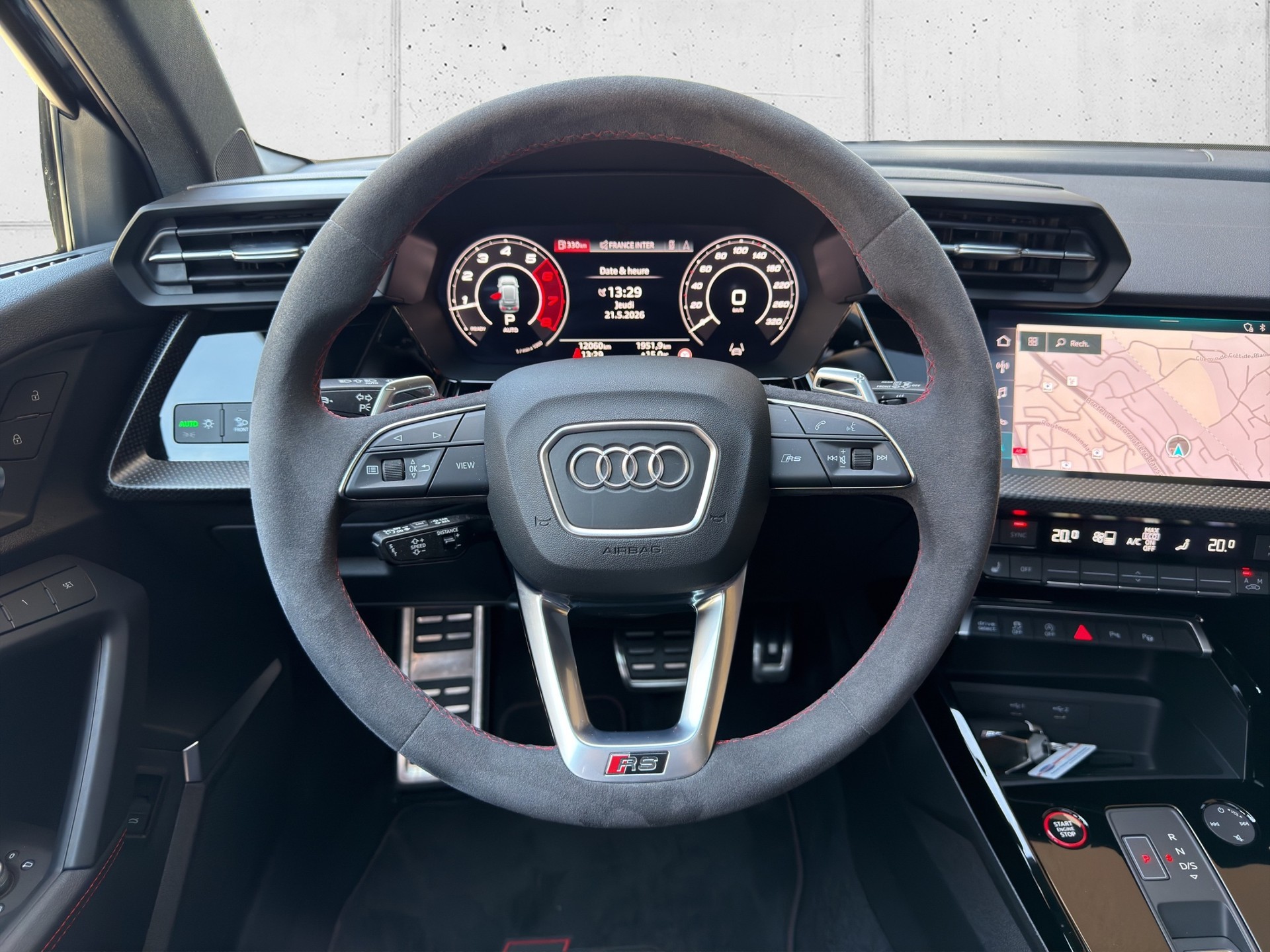 AUDI RS3 Sportback 2.5 TSI quattro S-tronic-image-14