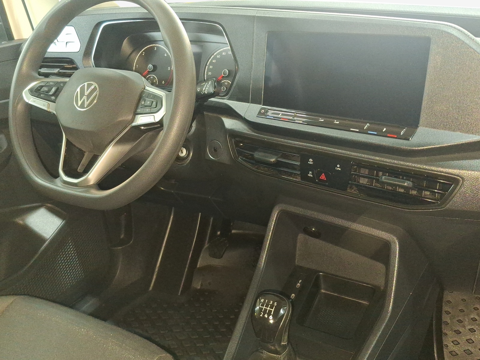 VW Caddy Cargo 2.0TDI 4Motion-image-8