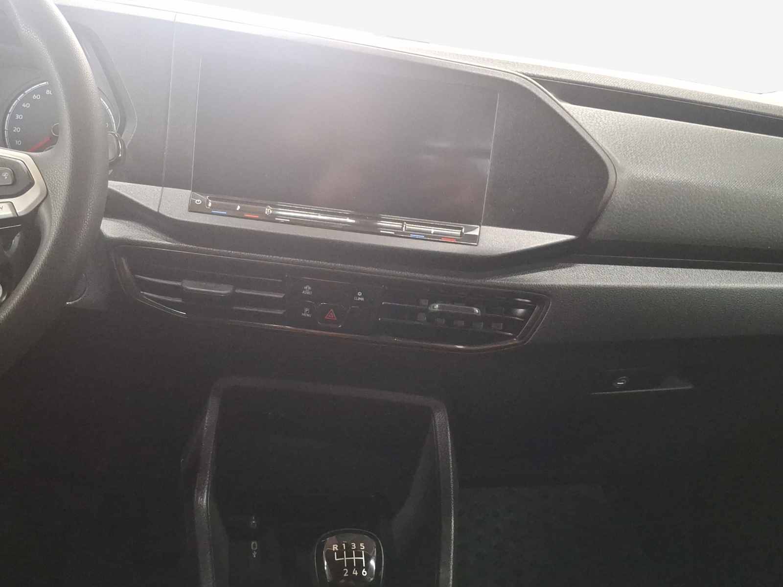 VW Caddy Cargo 2.0TDI 4Motion-image-10