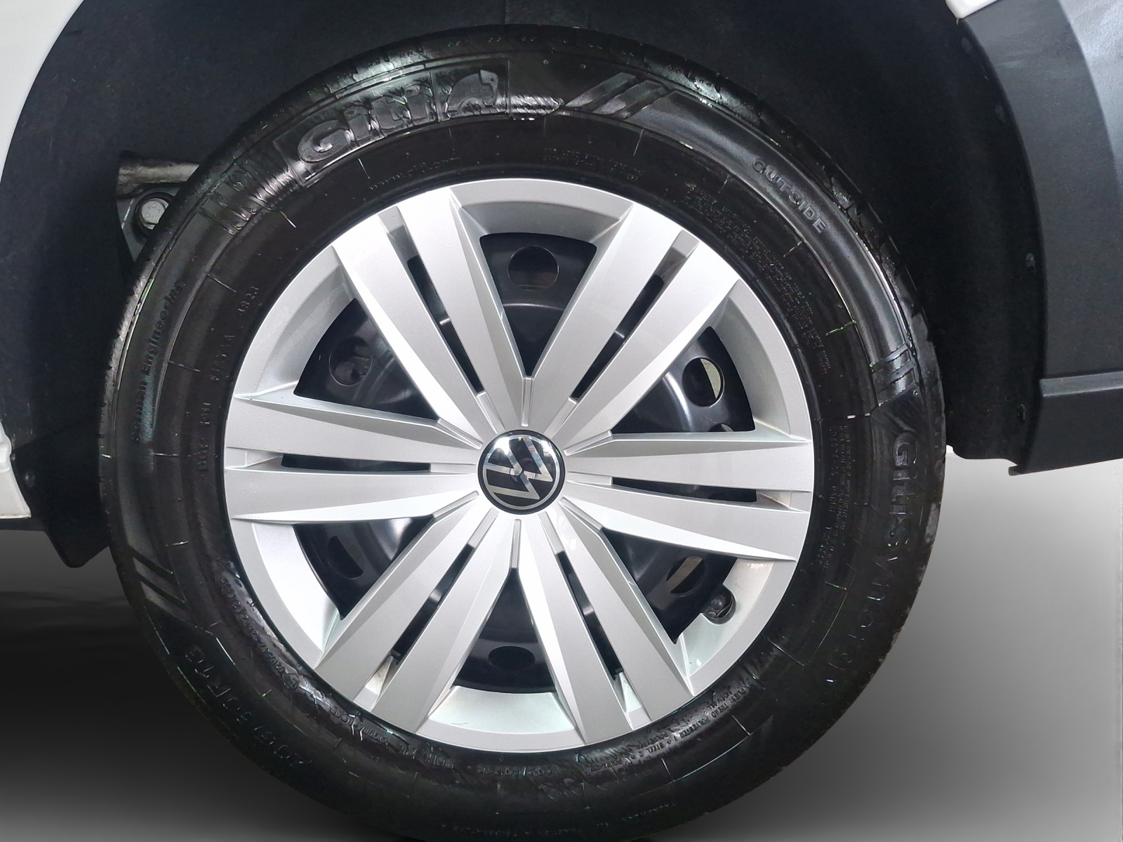 VW Caddy Cargo 2.0TDI 4Motion-image-13