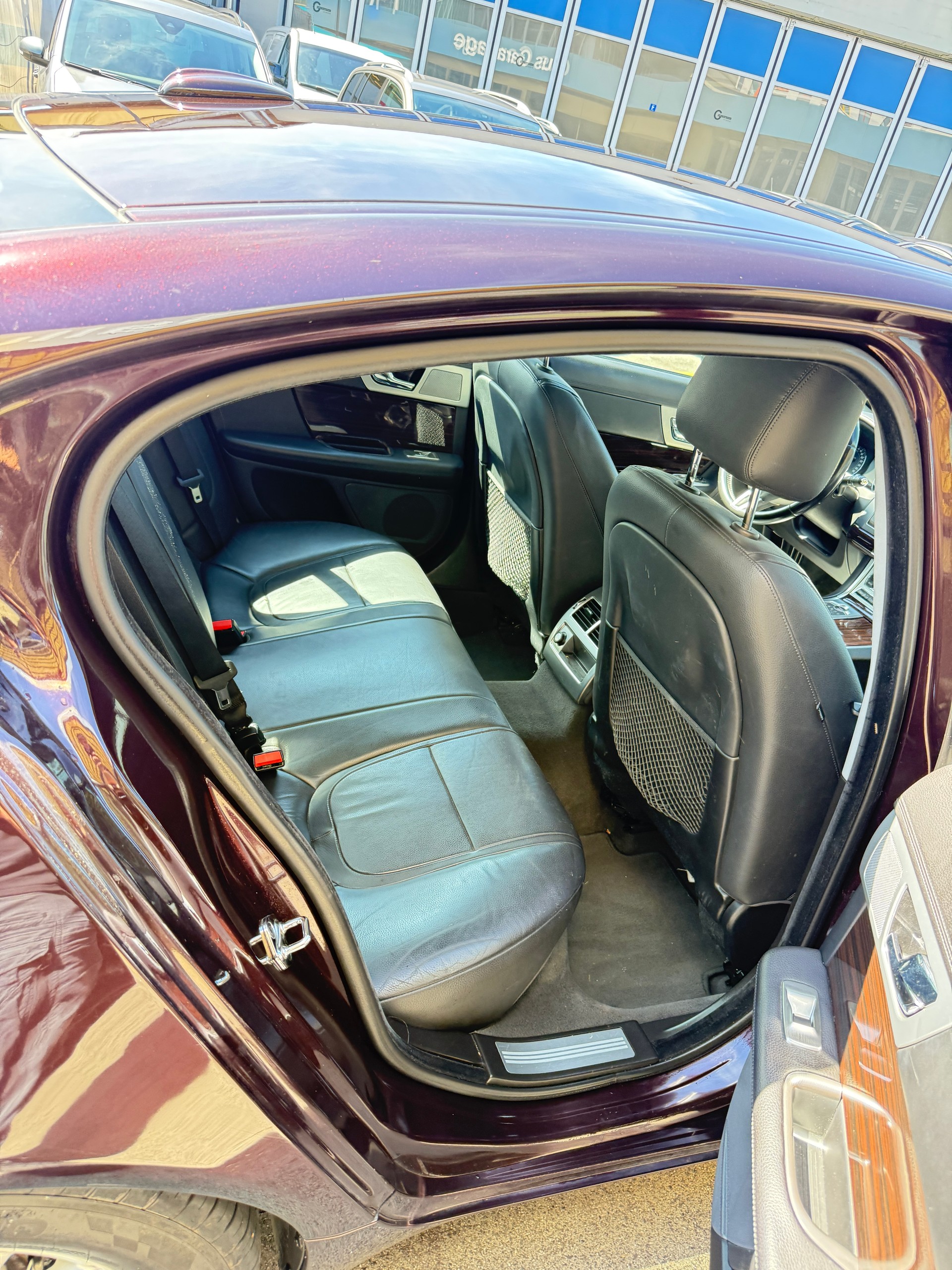JAGUAR XF 2.2d-image-8