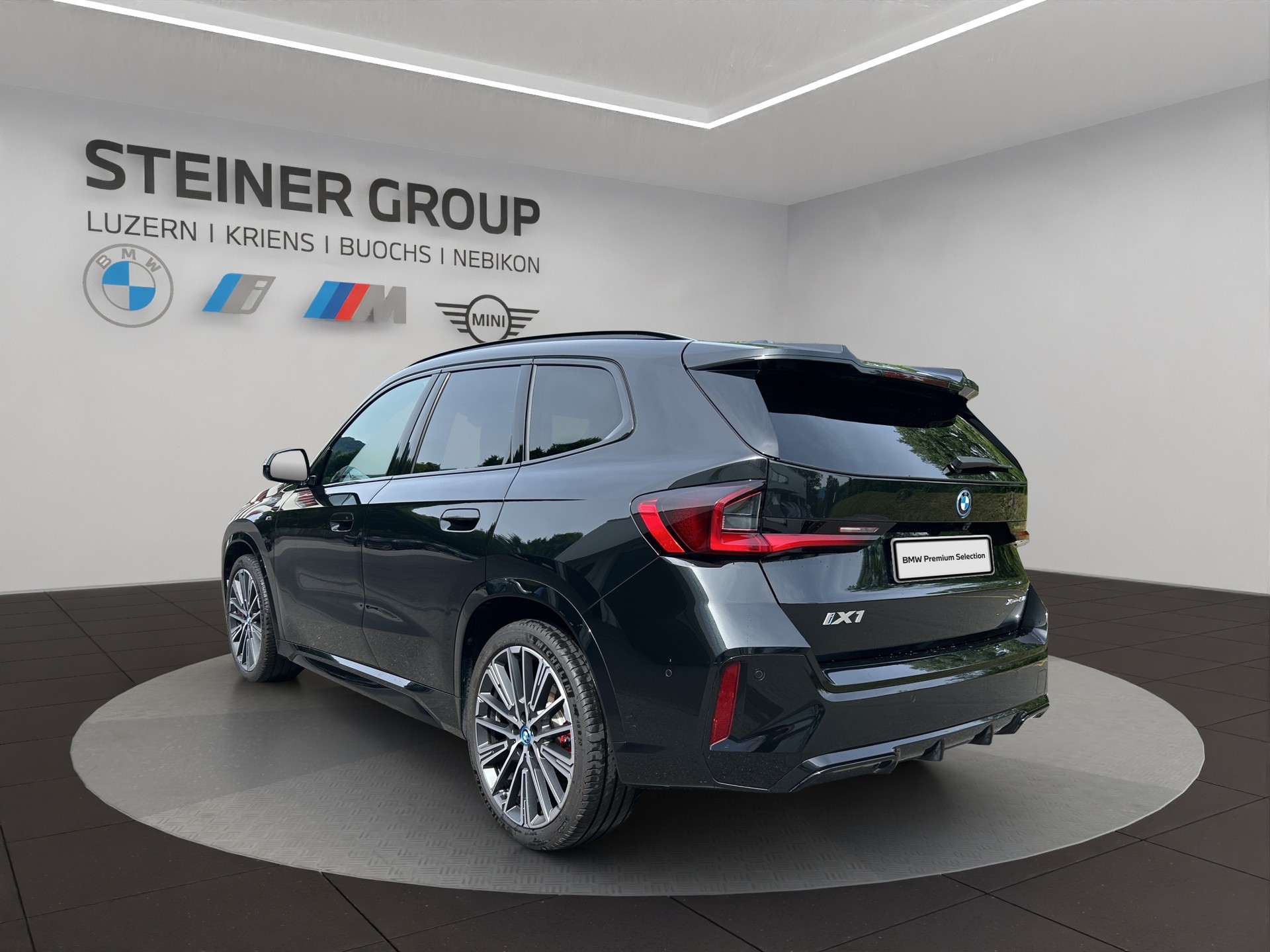 BMW iX1 xDrive 30 M Sport Pro-image-6
