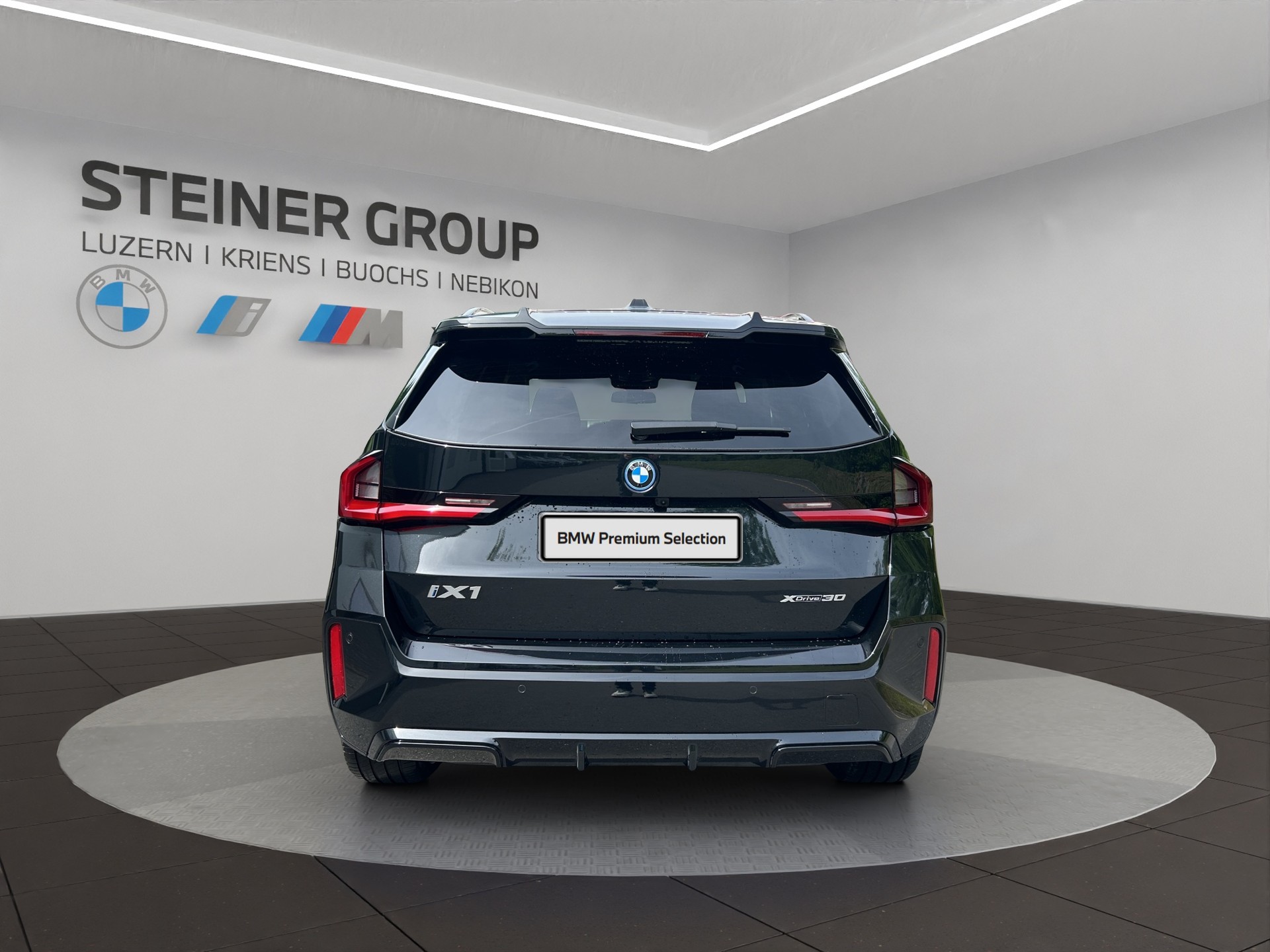BMW iX1 xDrive 30 M Sport Pro-image-5