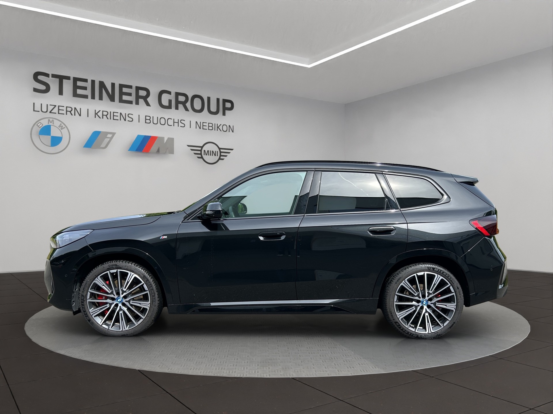 BMW iX1 xDrive 30 M Sport Pro-image-7