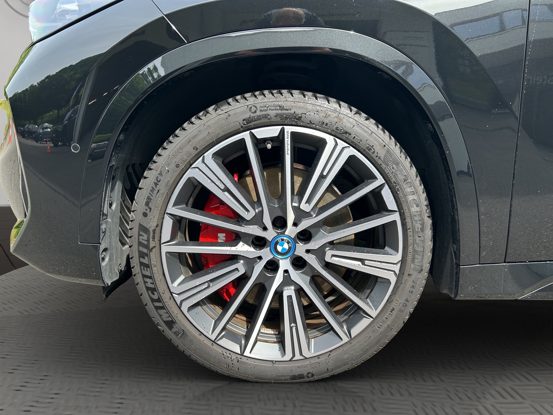 BMW iX1 xDrive 30 M Sport Pro-image-8