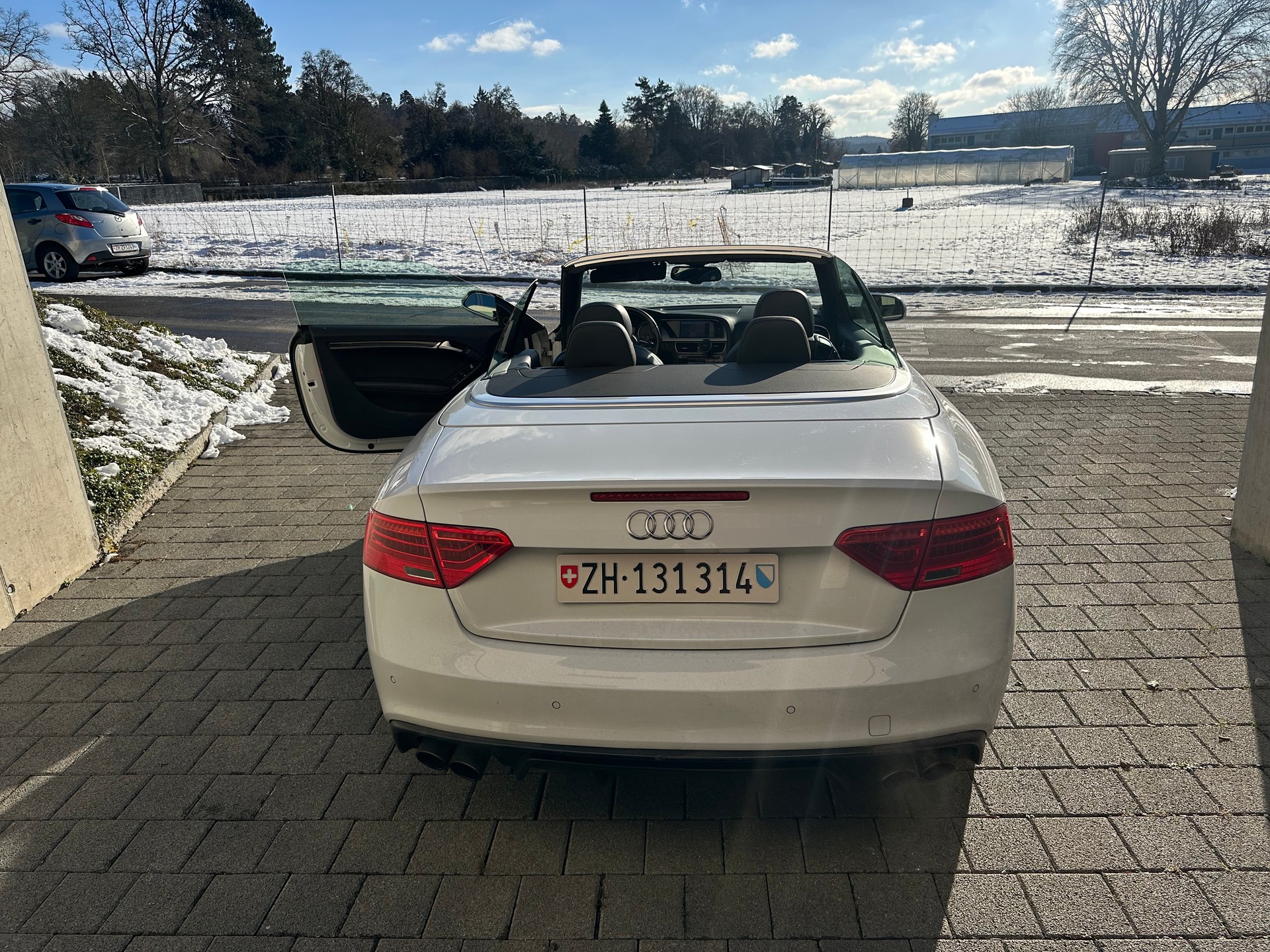 AUDI 3.0 V6 TFSI quattro S-Tronic-image-2