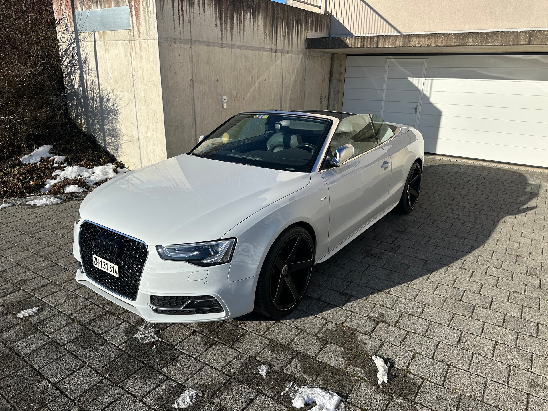 AUDI 3.0 V6 TFSI quattro S-Tronic-image-1