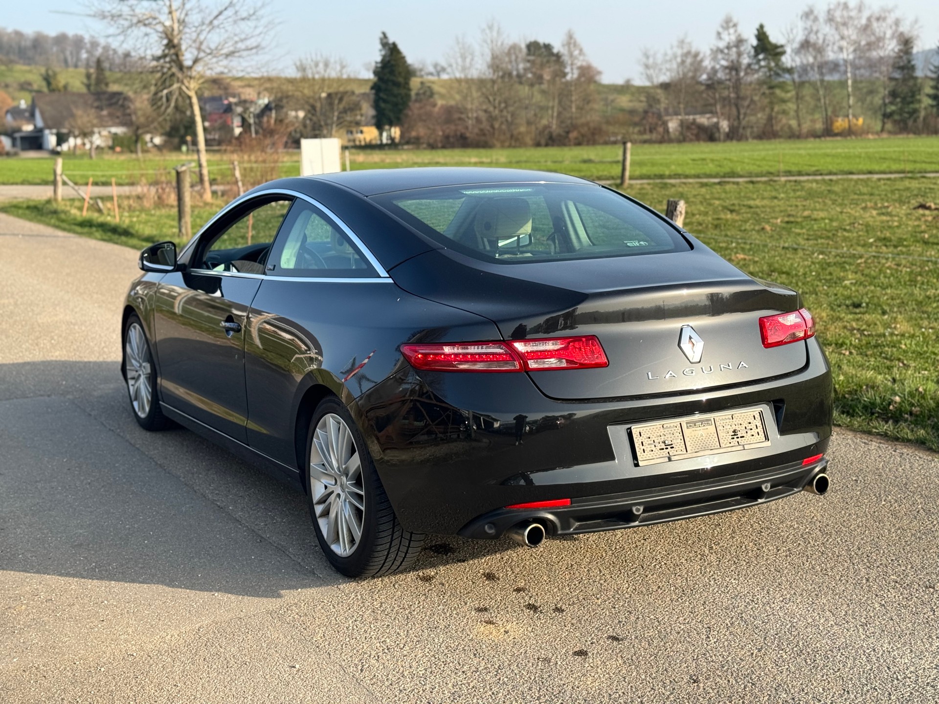 RENAULT LAGUNA 3.0 dCi Coupé-image-3