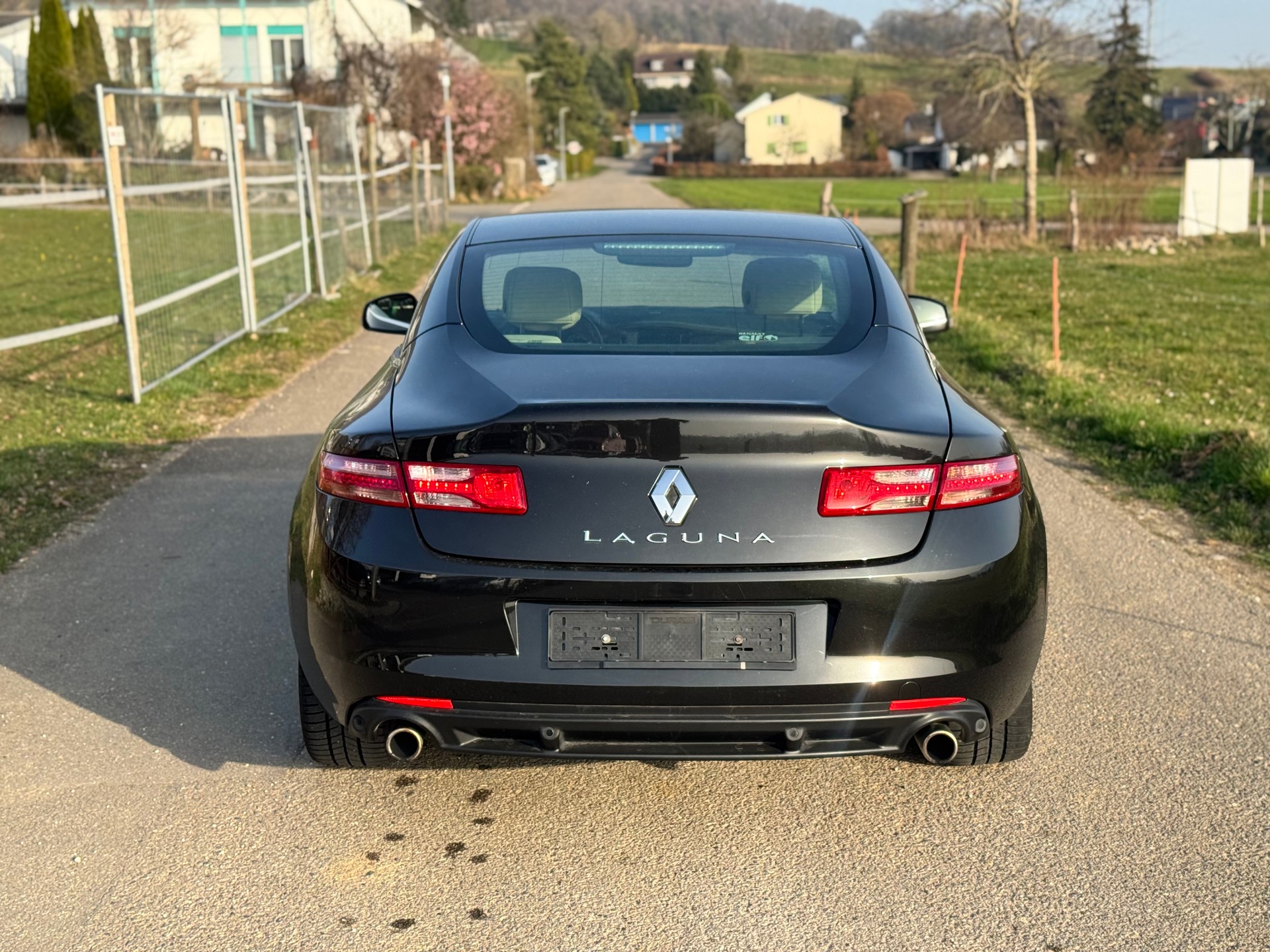 RENAULT LAGUNA 3.0 dCi Coupé-image-4