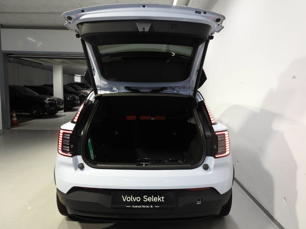 VOLVO EX 30 E60 Twin Ultra Performance AWD-image-10