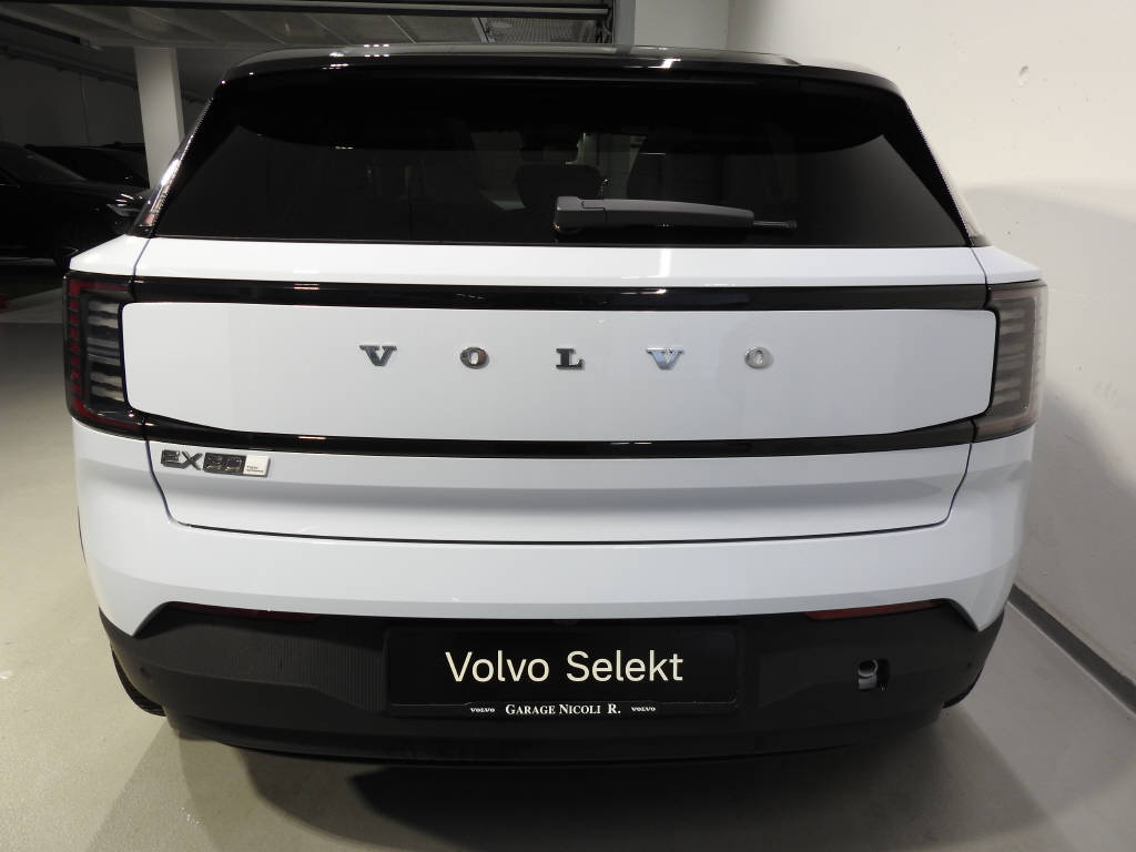 VOLVO EX 30 E60 Twin Ultra Performance AWD-image-4
