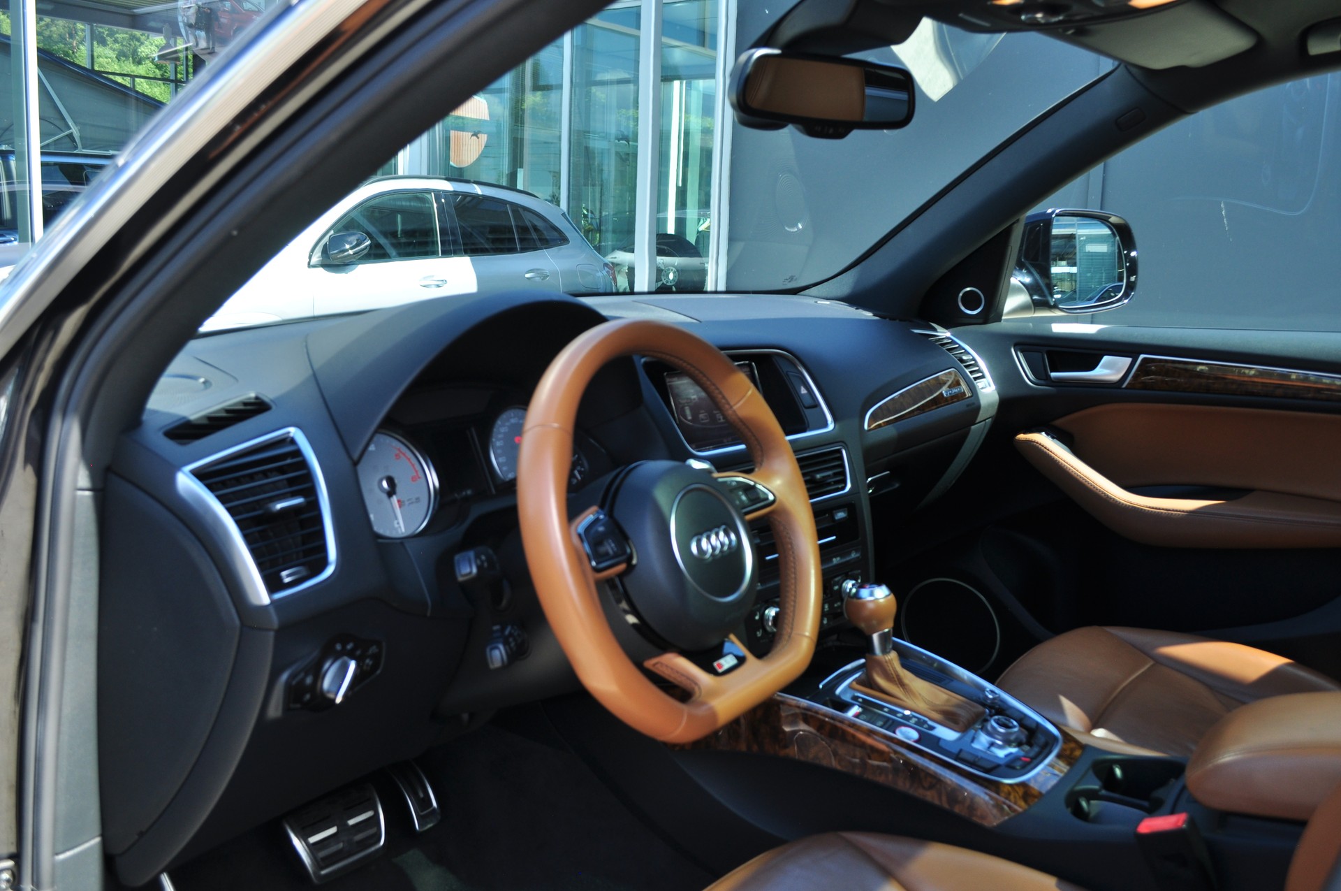 AUDI SQ5 3.0 BiTDI quattro-image-13