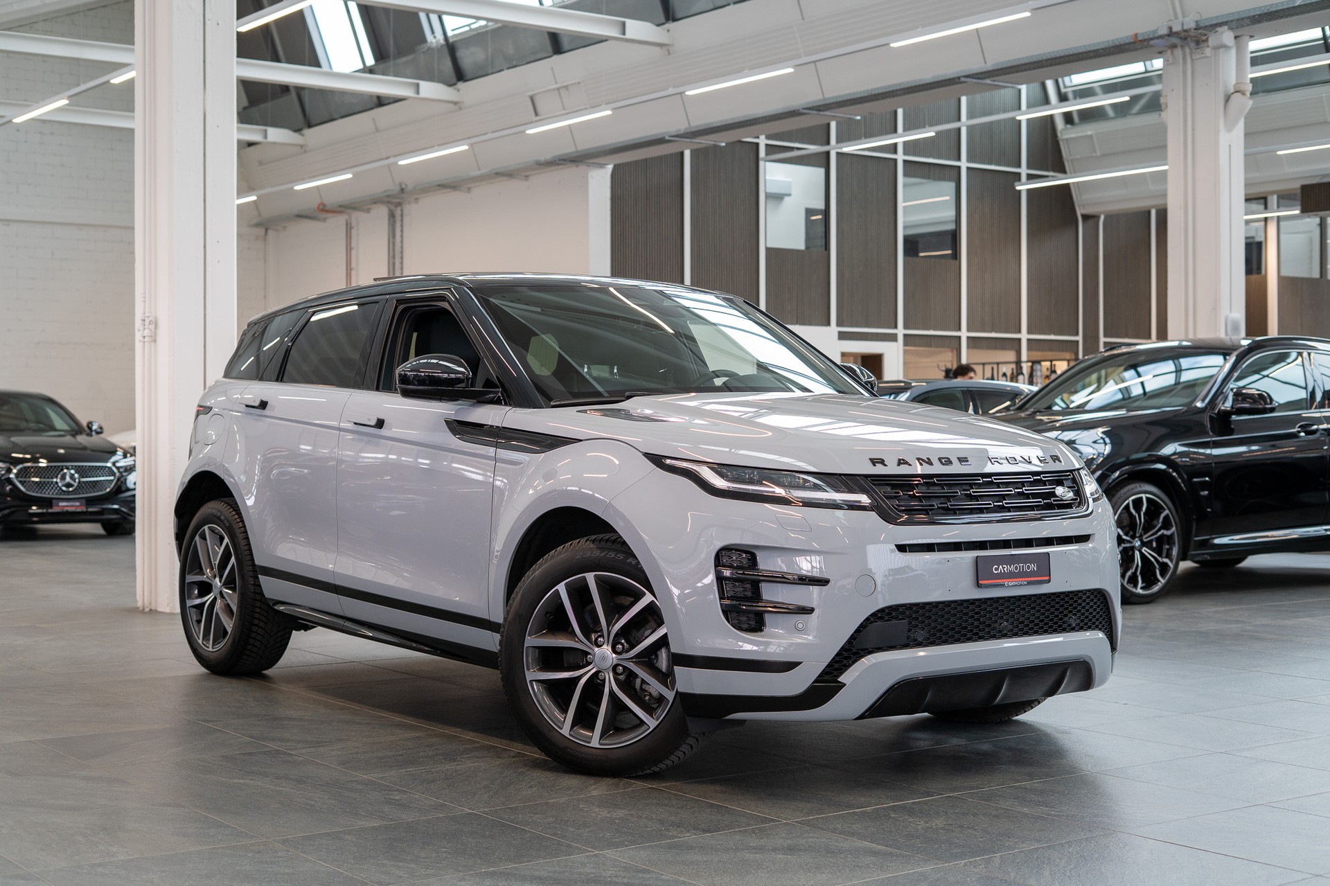 LAND ROVER Range Rover Evoque 2.0 D 200 Dynamic SE / Panorama / Rückfahrkamera / el.Sitze-image-2