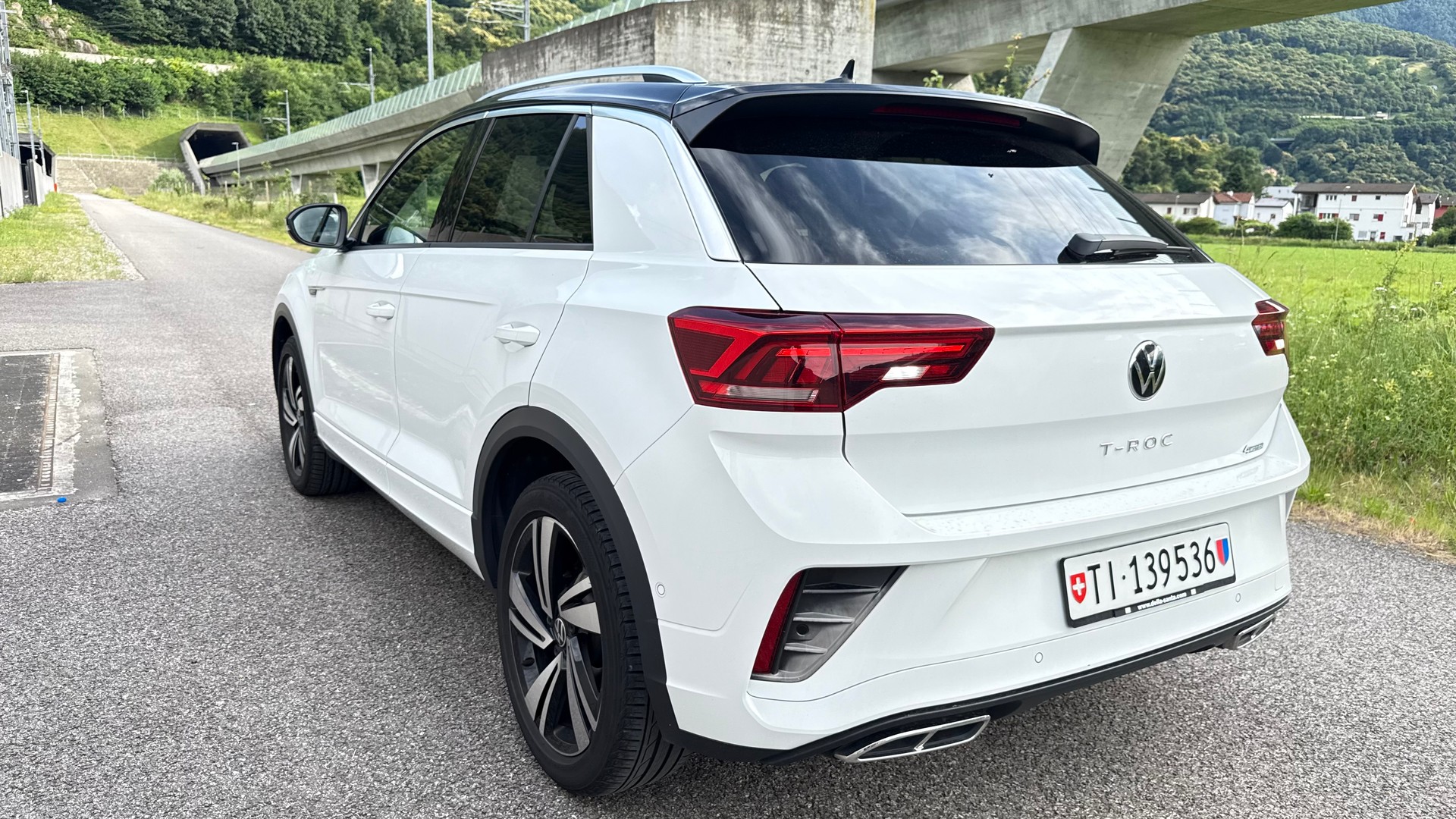 VW T-Roc 2.0 TDI SCR R-Line 4Motion DSG-image-4