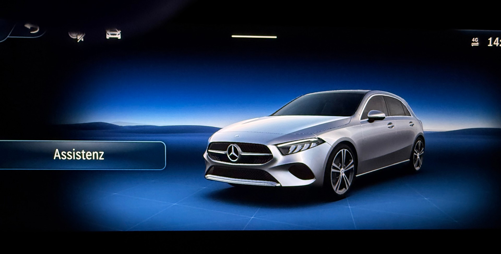 MERCEDES-BENZ A 250 AMG Line 4Matic 8G-DCT-image-12