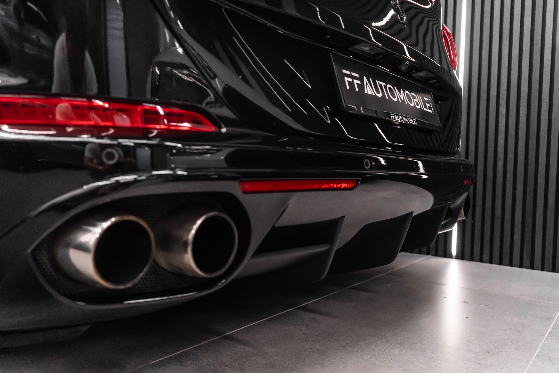 FERRARI California 3.9 V8 T-image-14